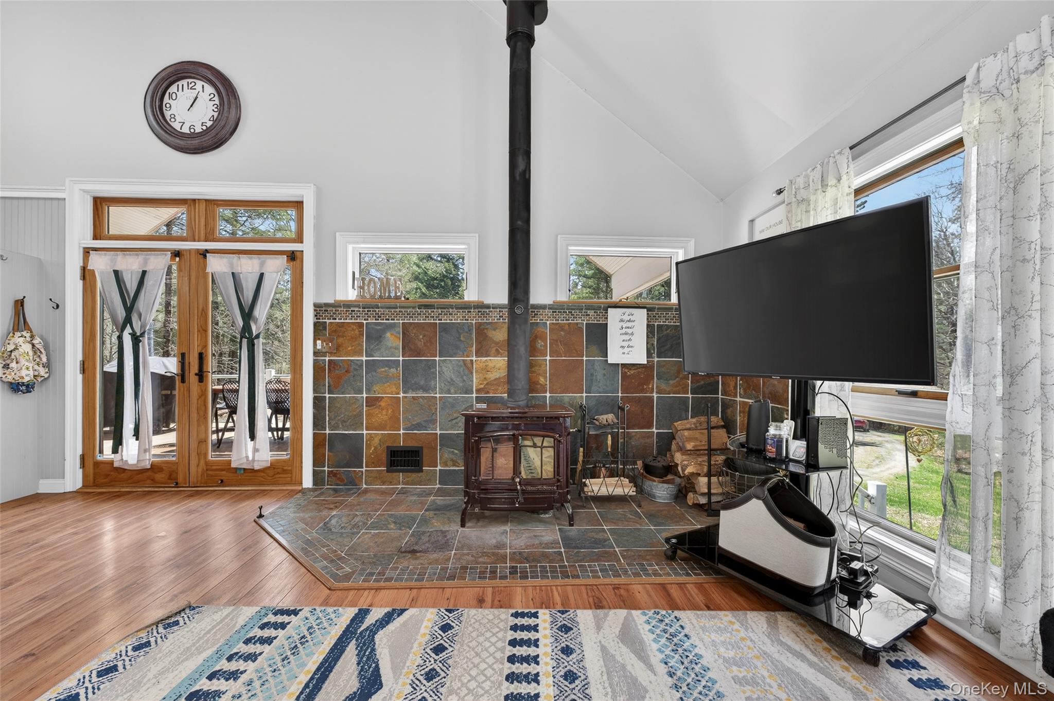 465 Schalck Road – For Sale photo 12
