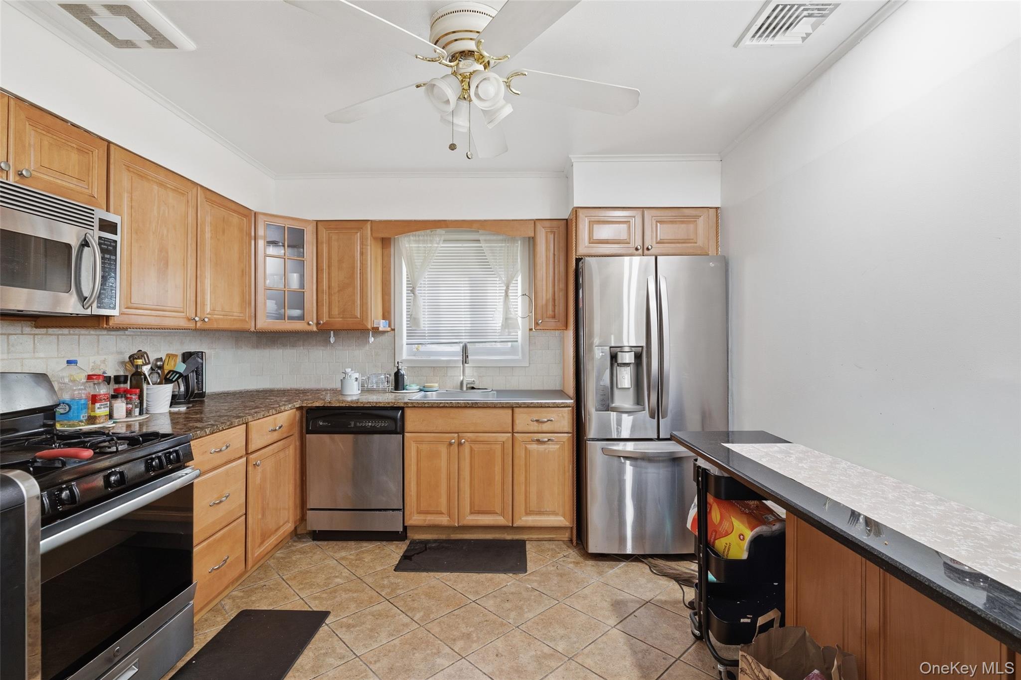 921 Edwards Boulevard – For Sale photo 8