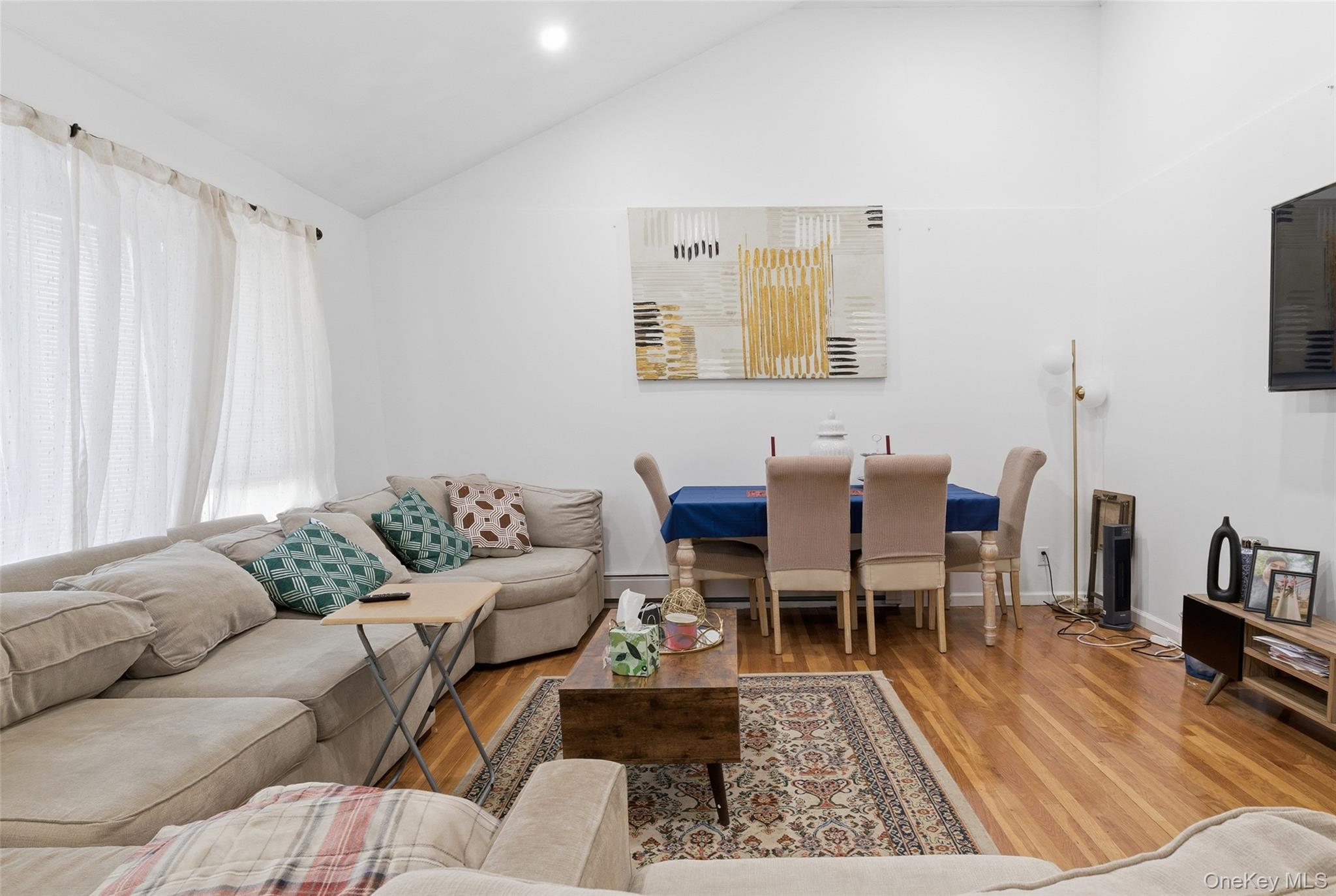 921 Edwards Boulevard – For Sale photo 4