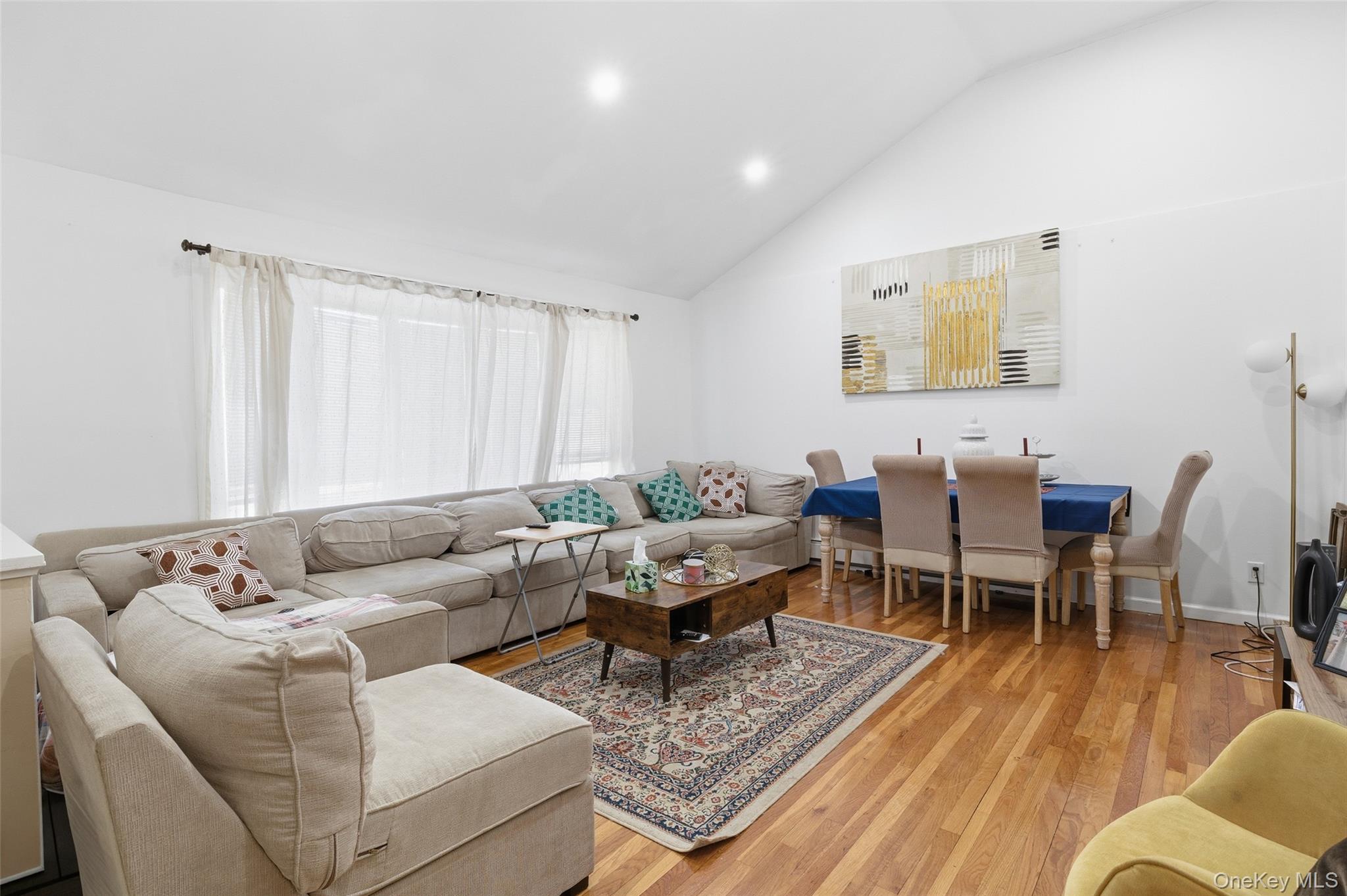 921 Edwards Boulevard – For Sale photo 3