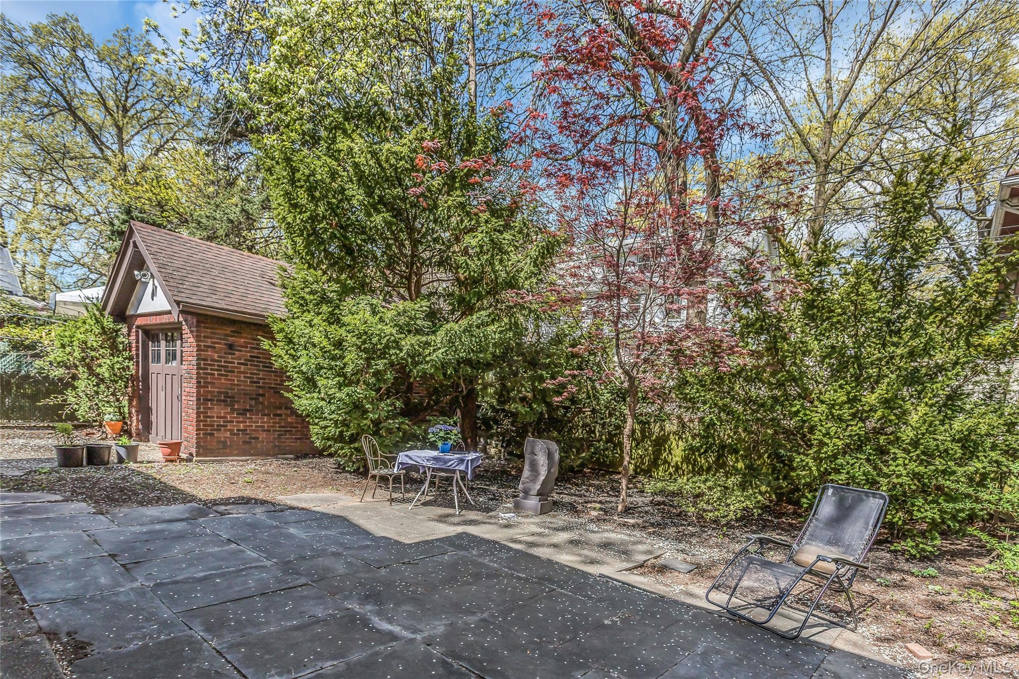 116 82nd Road – For Sale photo 28