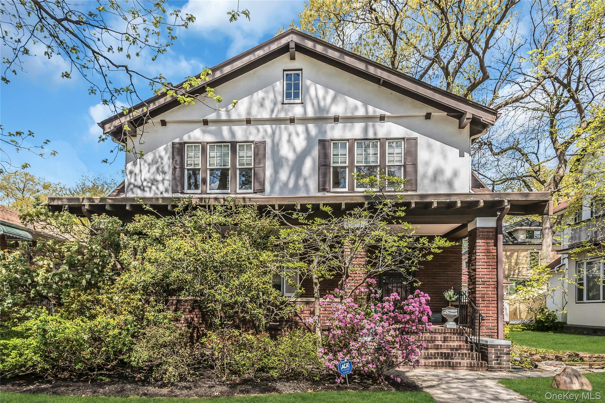 116 82nd Road – For Sale photo 6