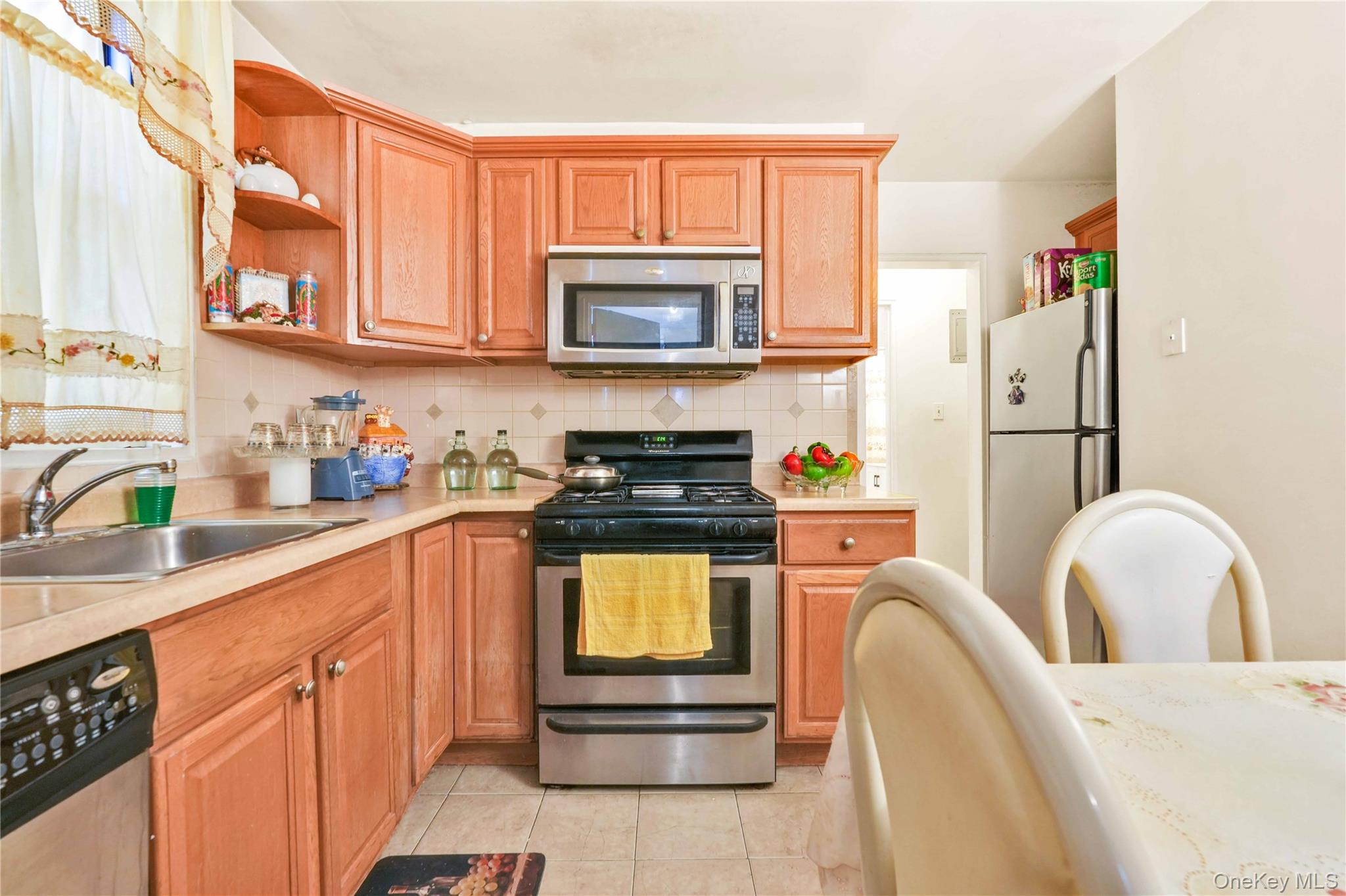 1200 E 53rd Street, Unit 3U photo 12