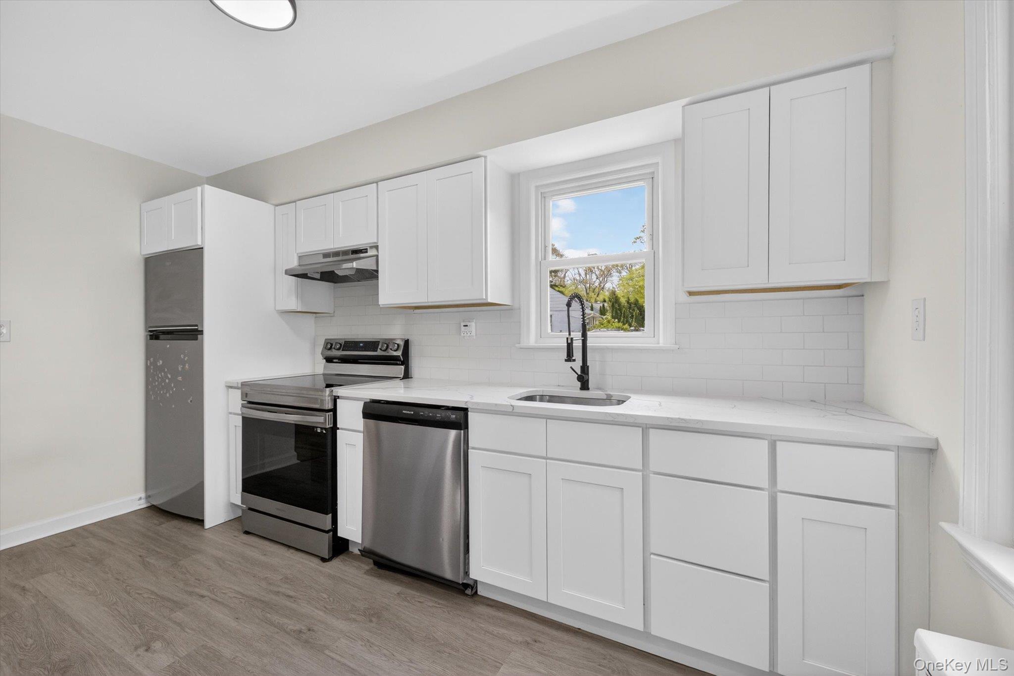 14 Roslyn Street – For Sale photo 5