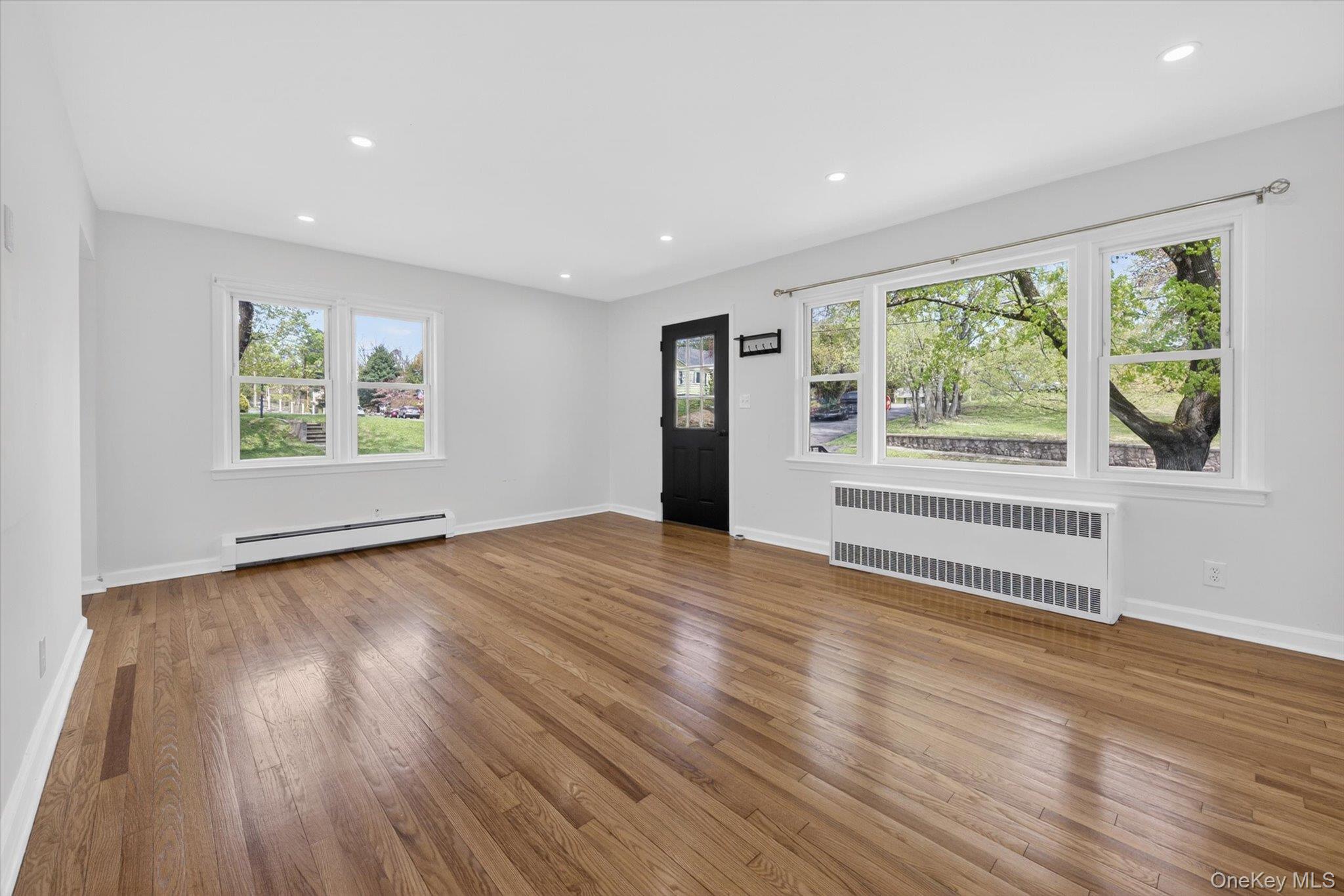 14 Roslyn Street – For Sale photo 11