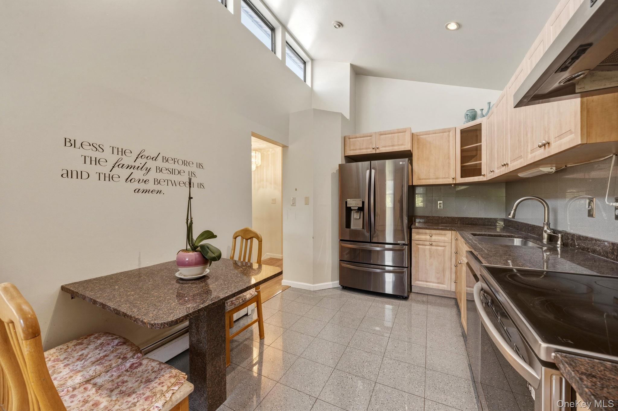 240-43 69 Avenue – For Sale photo 19