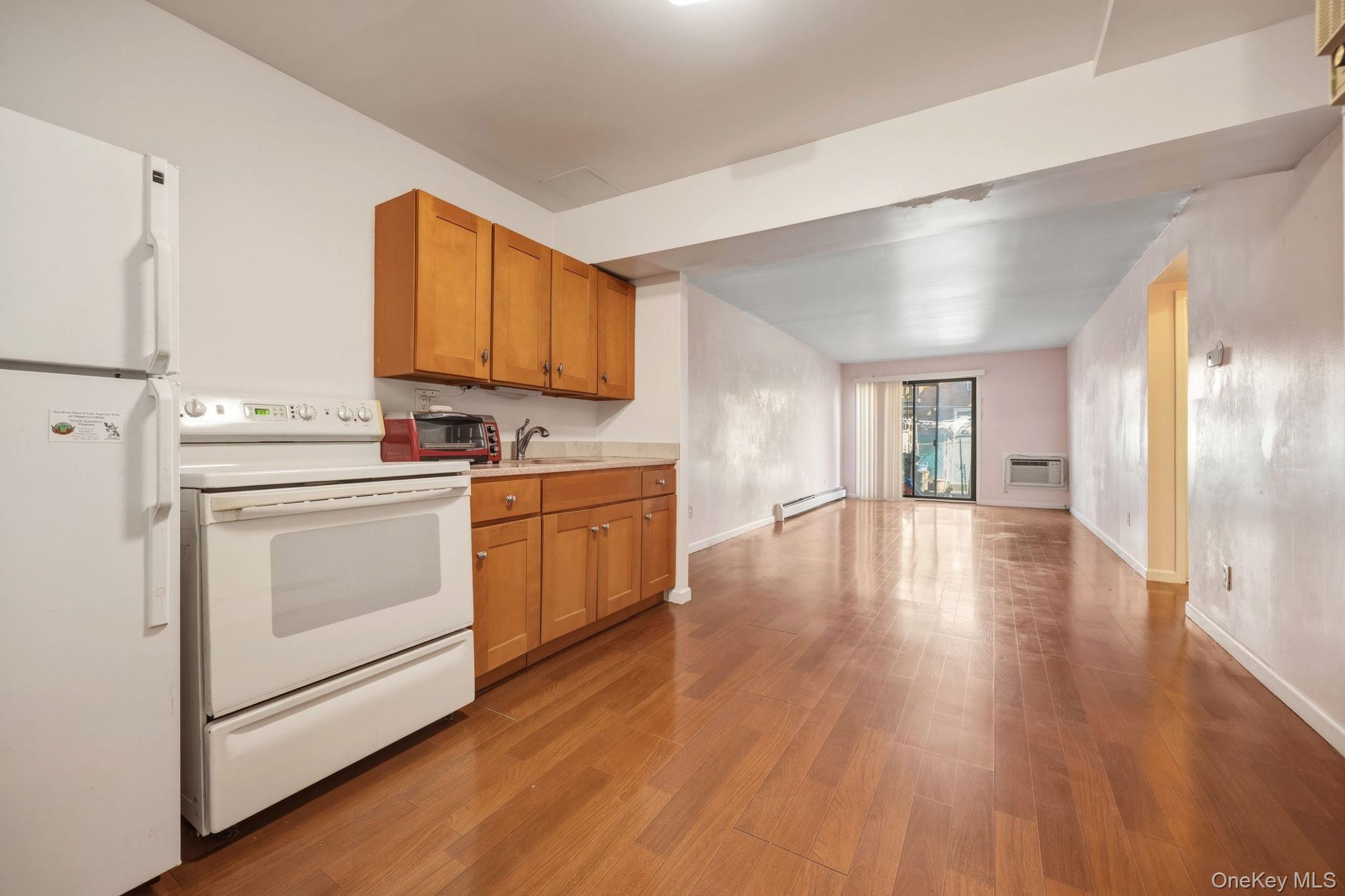 240-43 69 Avenue – For Sale photo 28