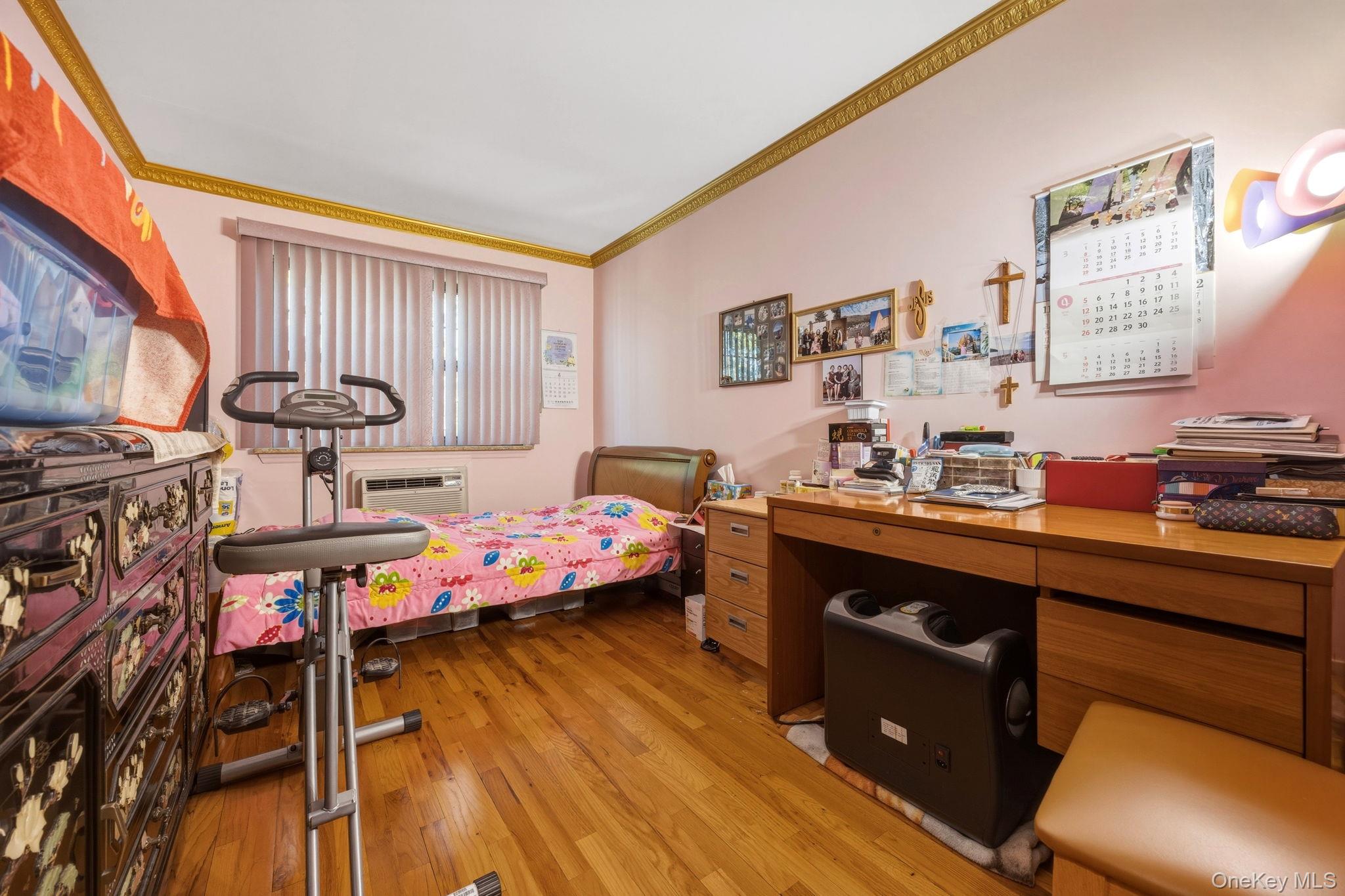 240-43 69 Avenue – For Sale photo 13