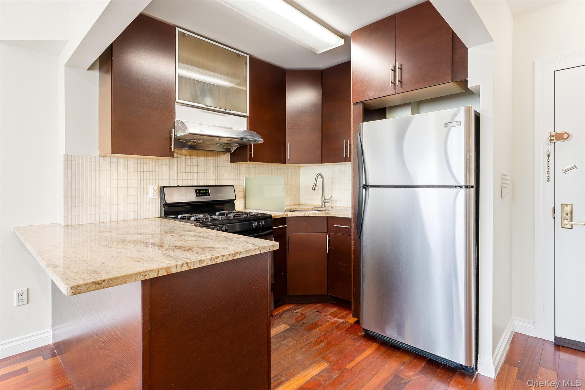7119 162nd Street, Unit 2I photo 3