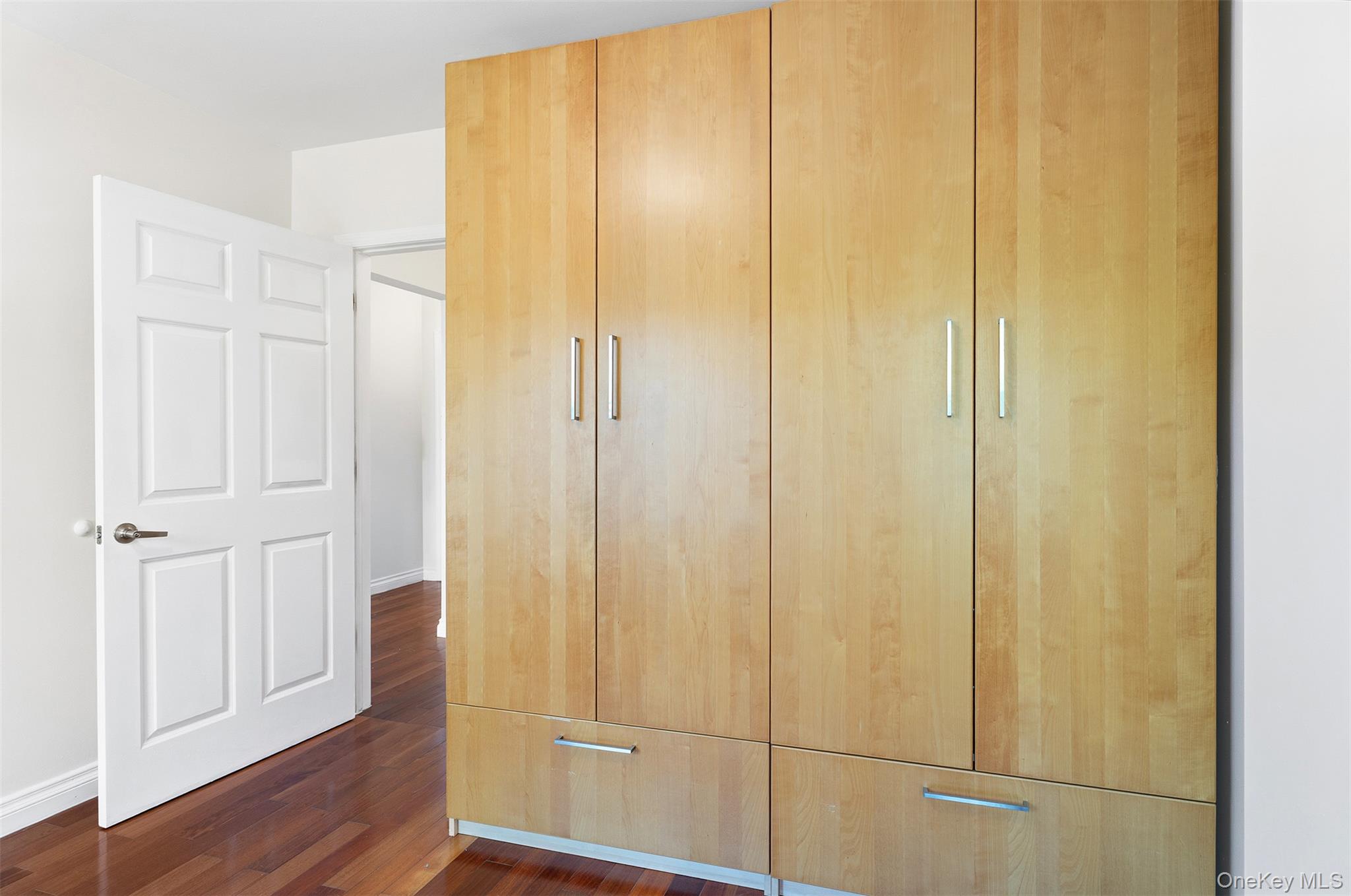 7119 162nd Street, Unit 2I photo 6