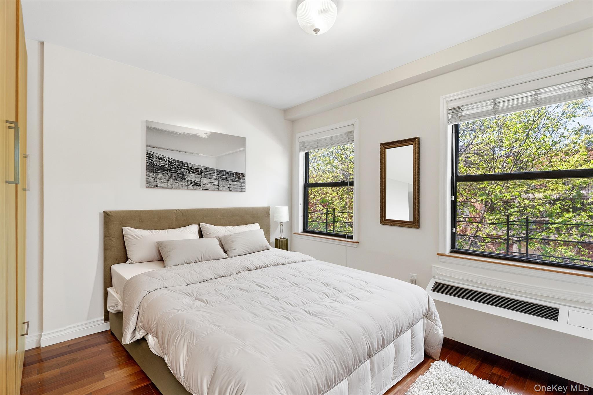 7119 162nd Street, Unit 2I photo 5