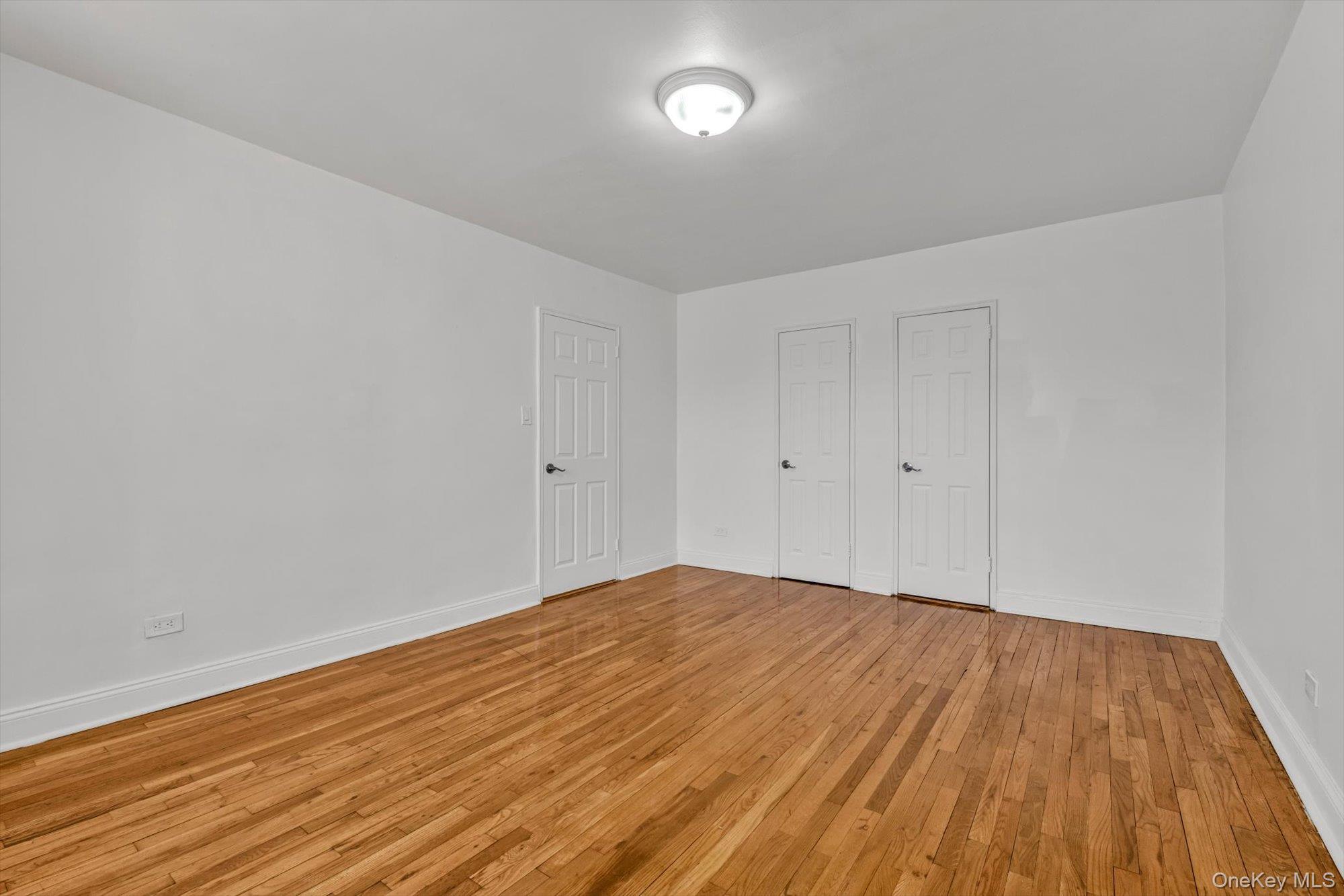 67-12 Yellowstone Boulevard, Unit E5 photo 10