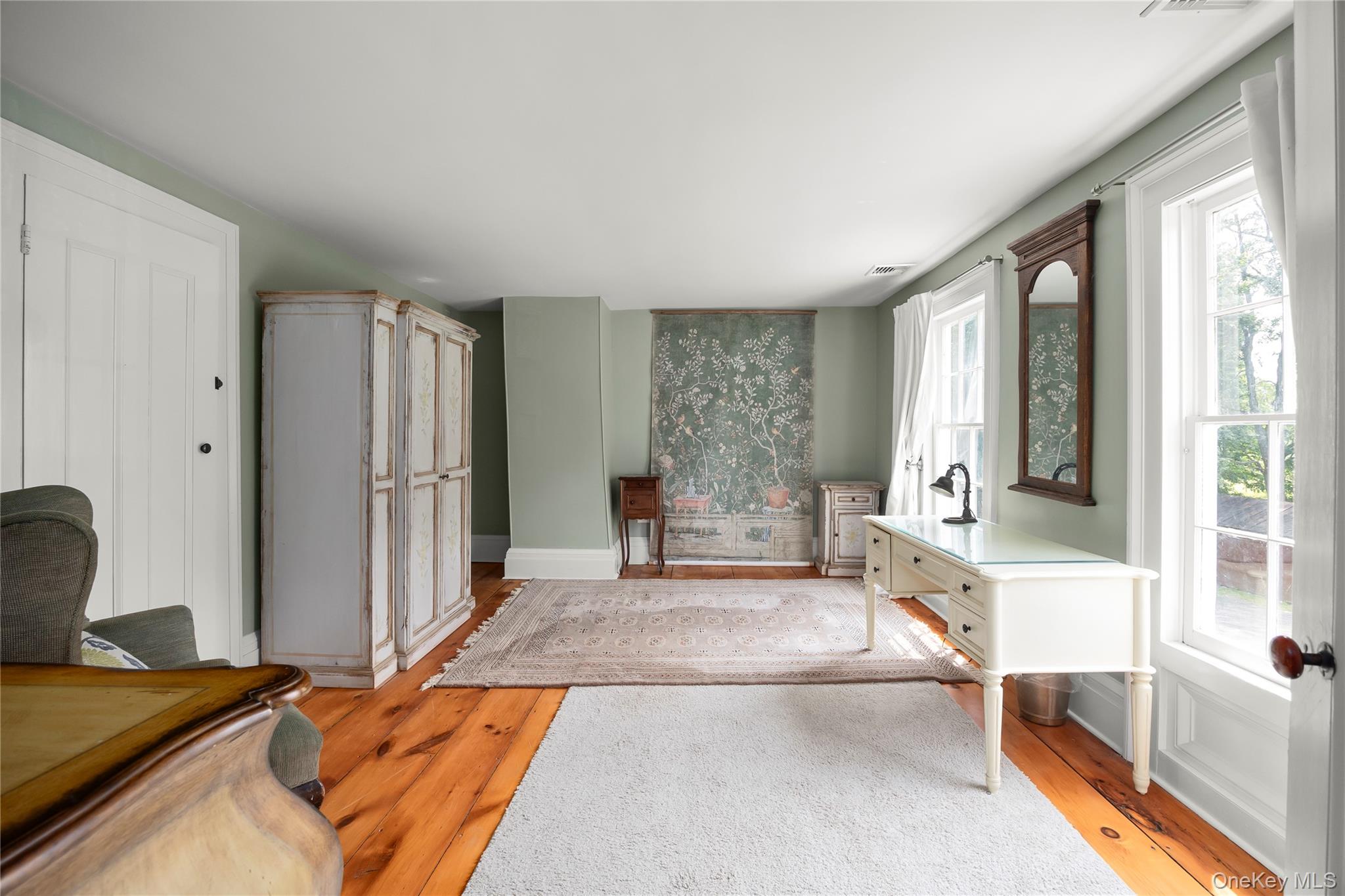 36 Market Lane – For Sale photo 17