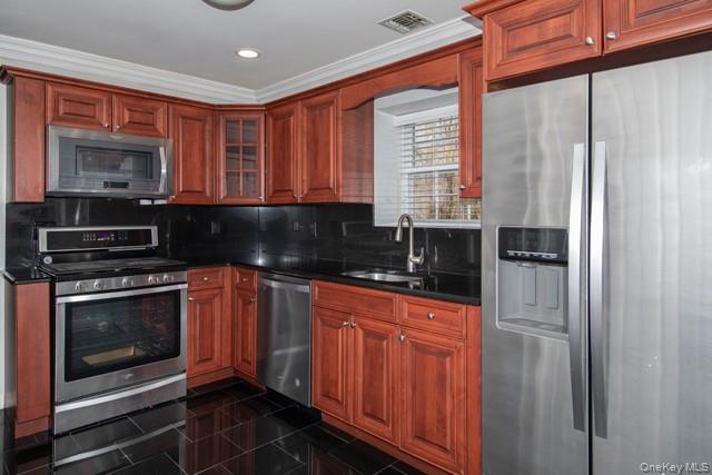 1 Pinnacle Drive, Unit 2 photo 2