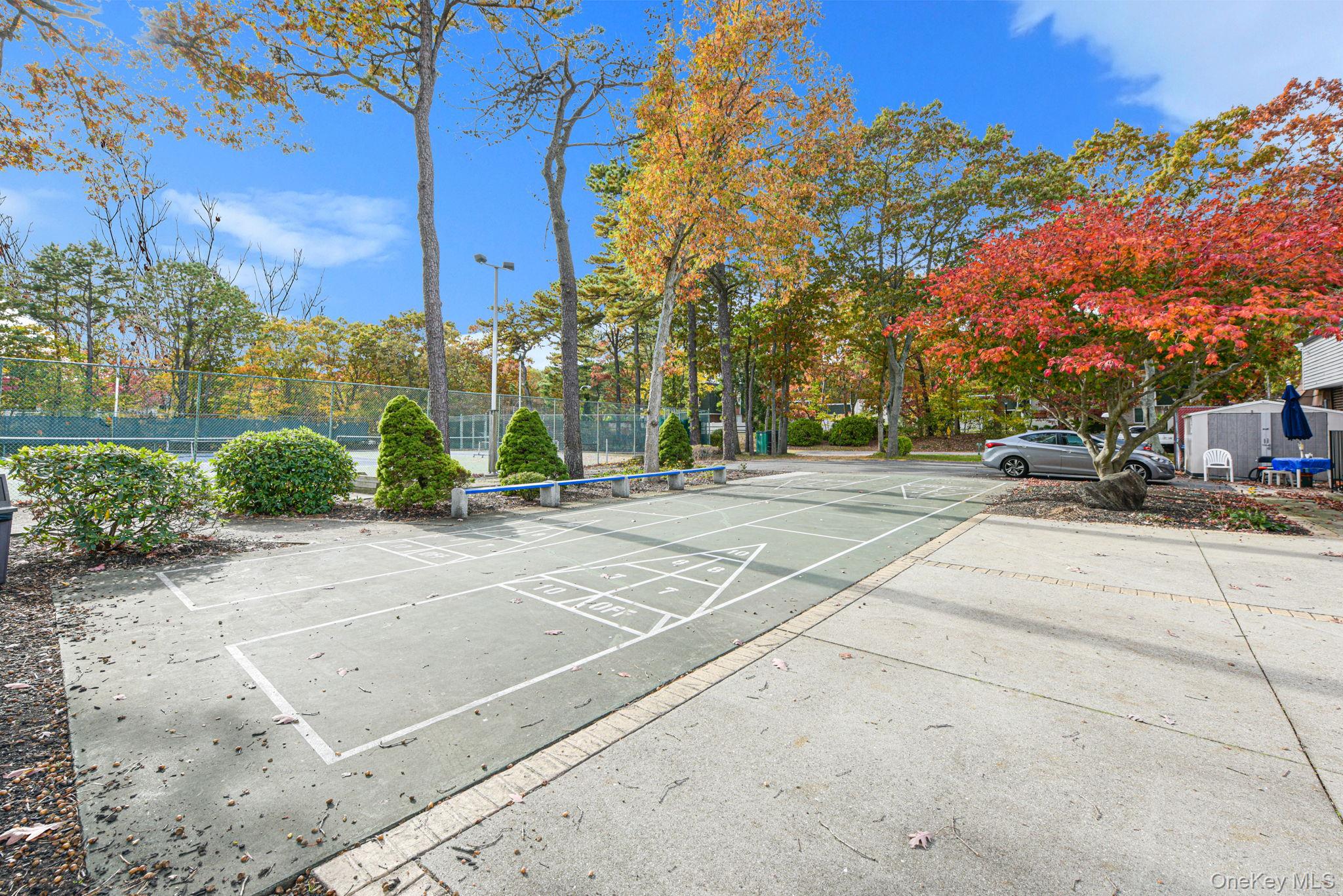 86 Birchwood Road, Unit 402 photo 20