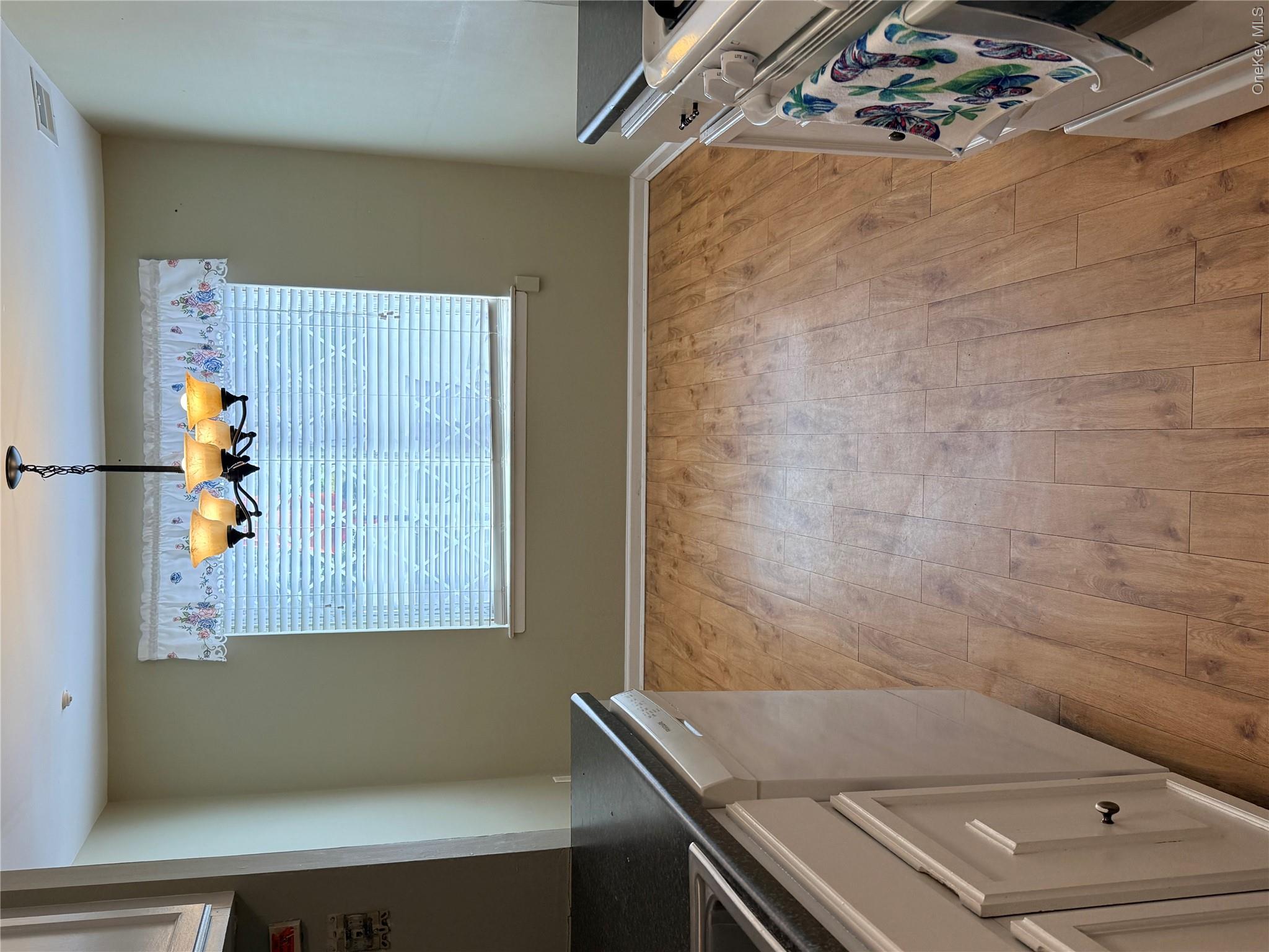86 Birchwood Road, Unit 402 photo 13