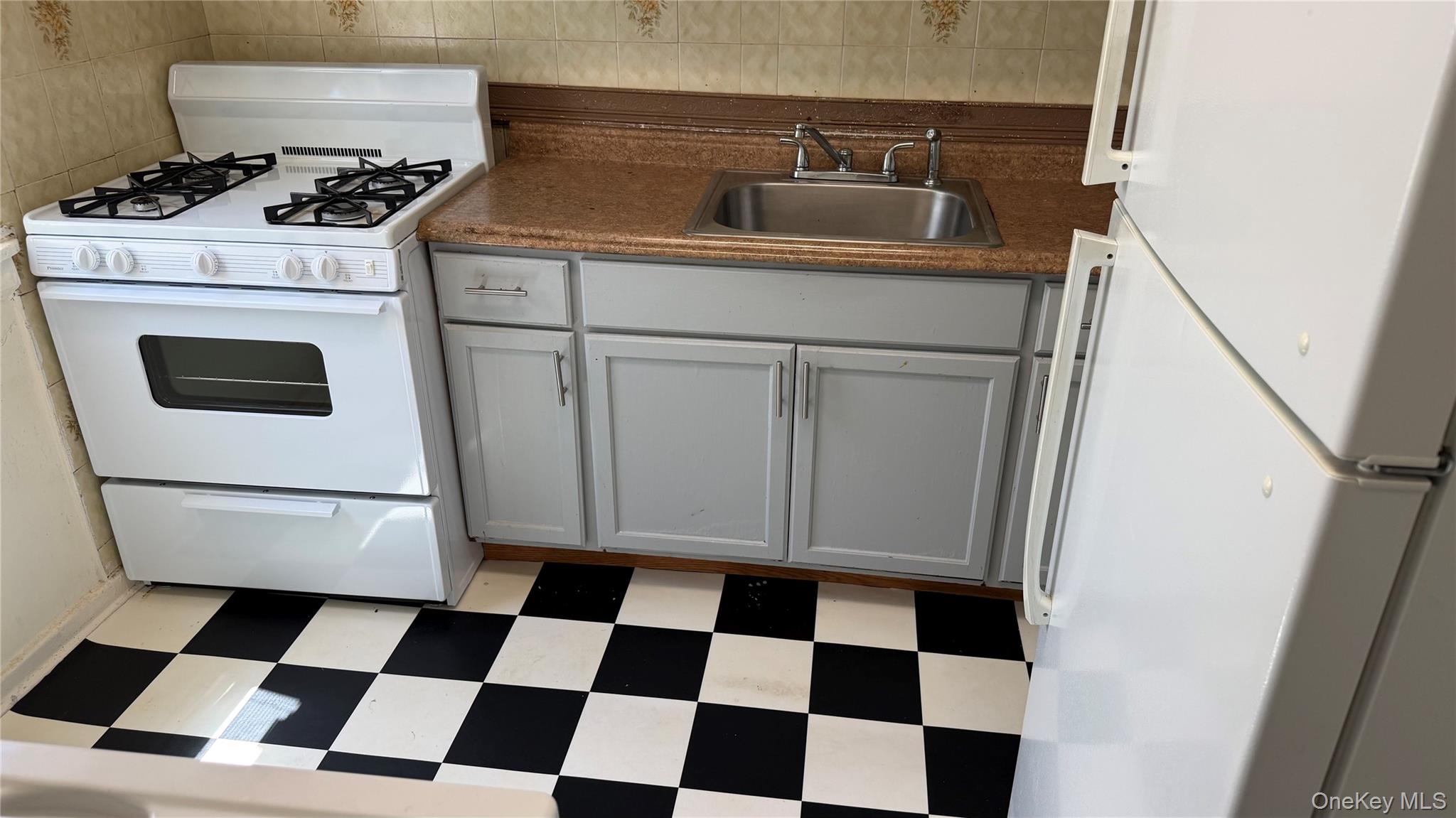 7442 260th Street, Unit 30G22 photo 3