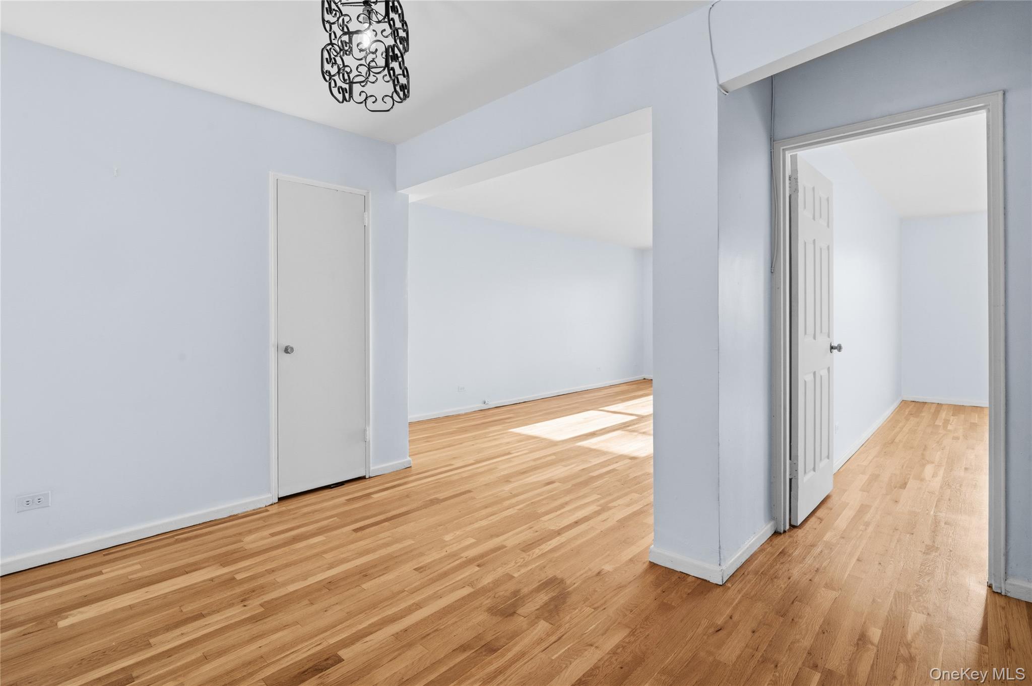 7445 Yellowstone Boulevard, Unit 6F photo 3