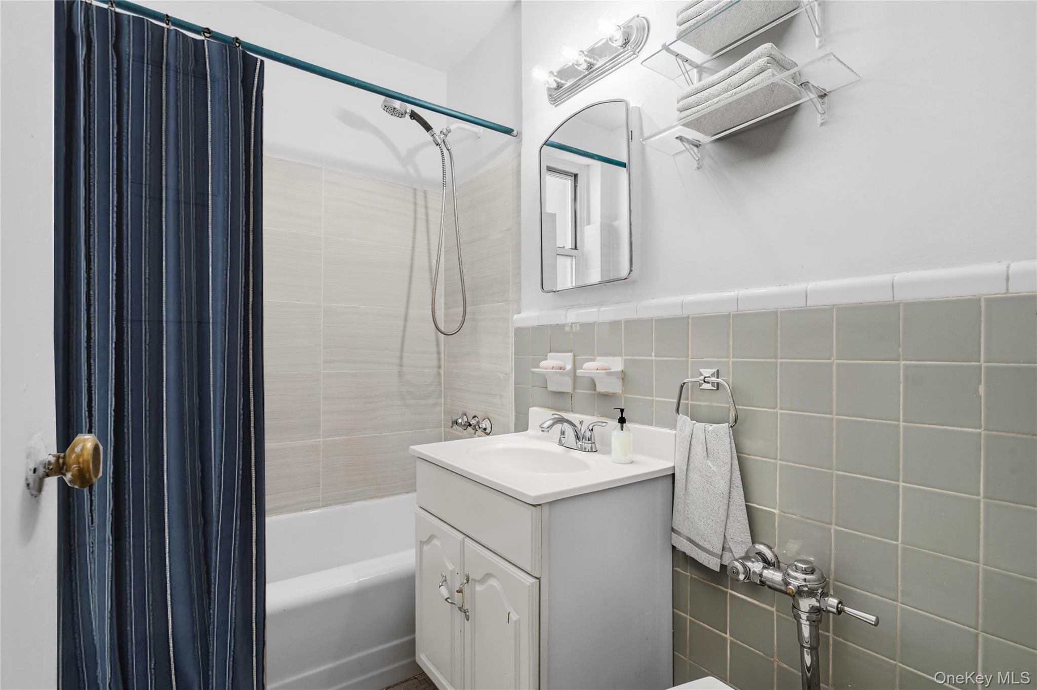7445 Yellowstone Boulevard, Unit 6F photo 11