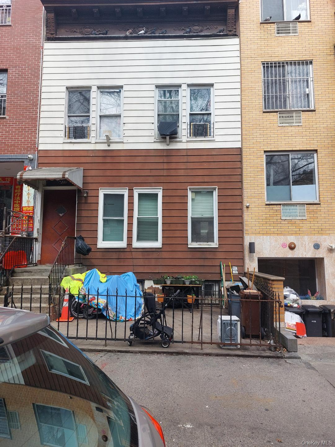 727 53rd Street – For Sale