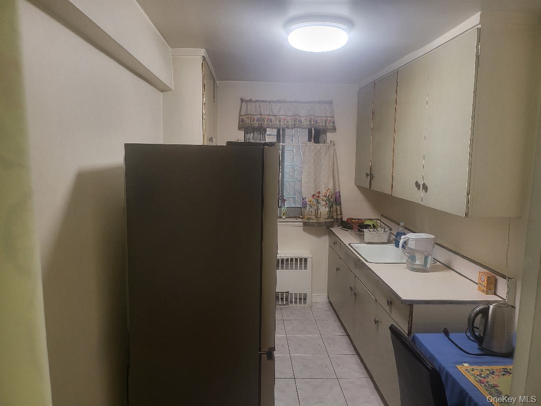 87-56 Francis Lewis Boulevard, Unit A47 photo 6