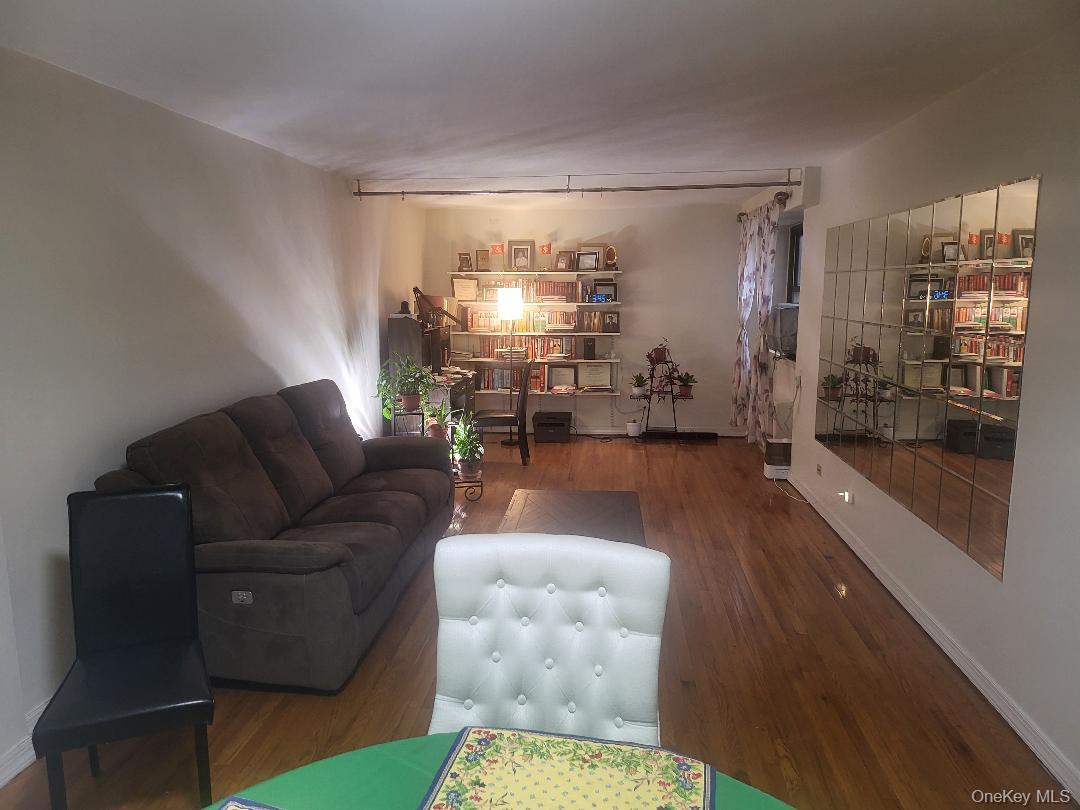 87-56 Francis Lewis Boulevard, Unit A47 photo 2