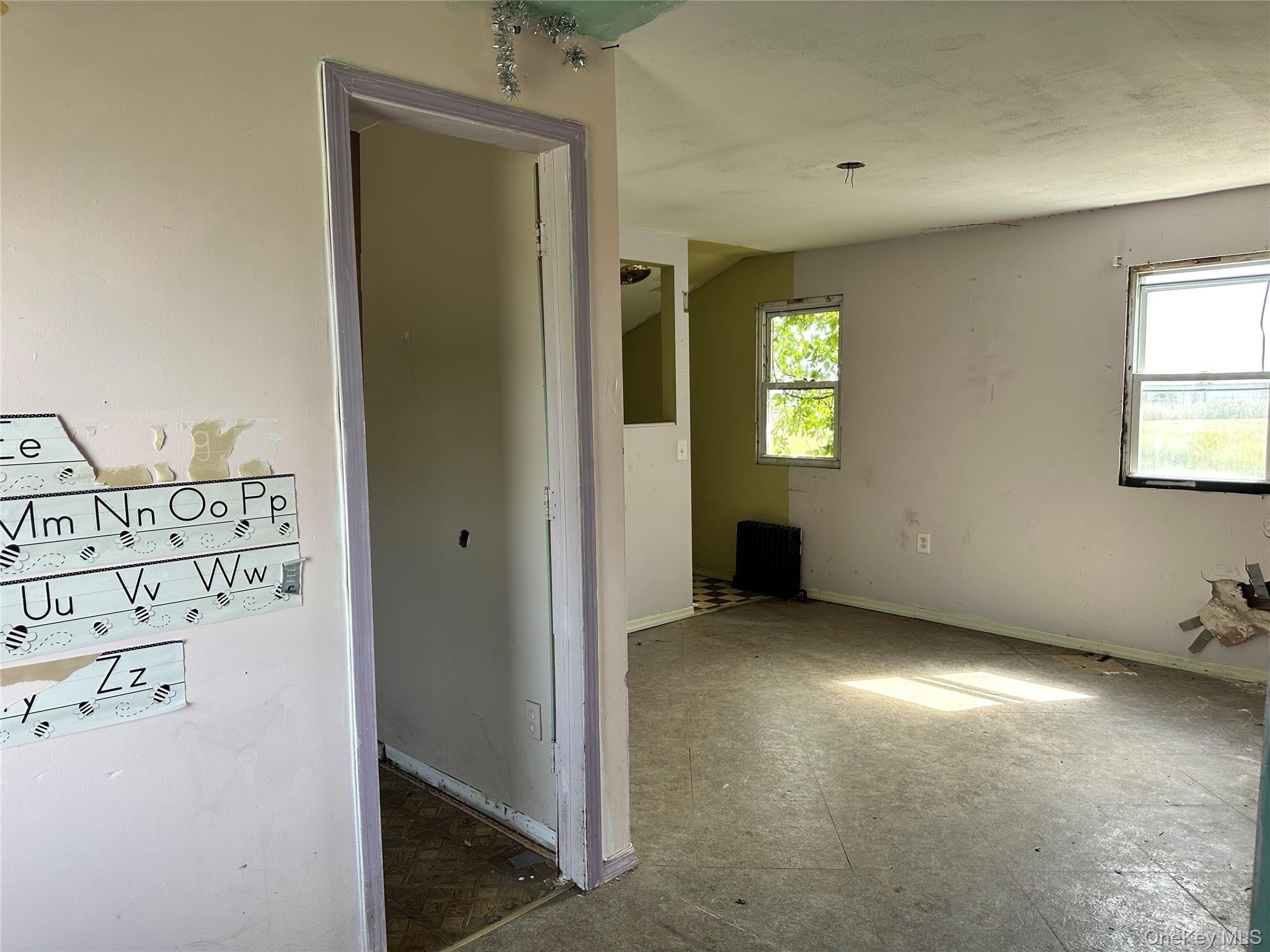 526/524 Cross Bay Boulevard – For Sale photo 9