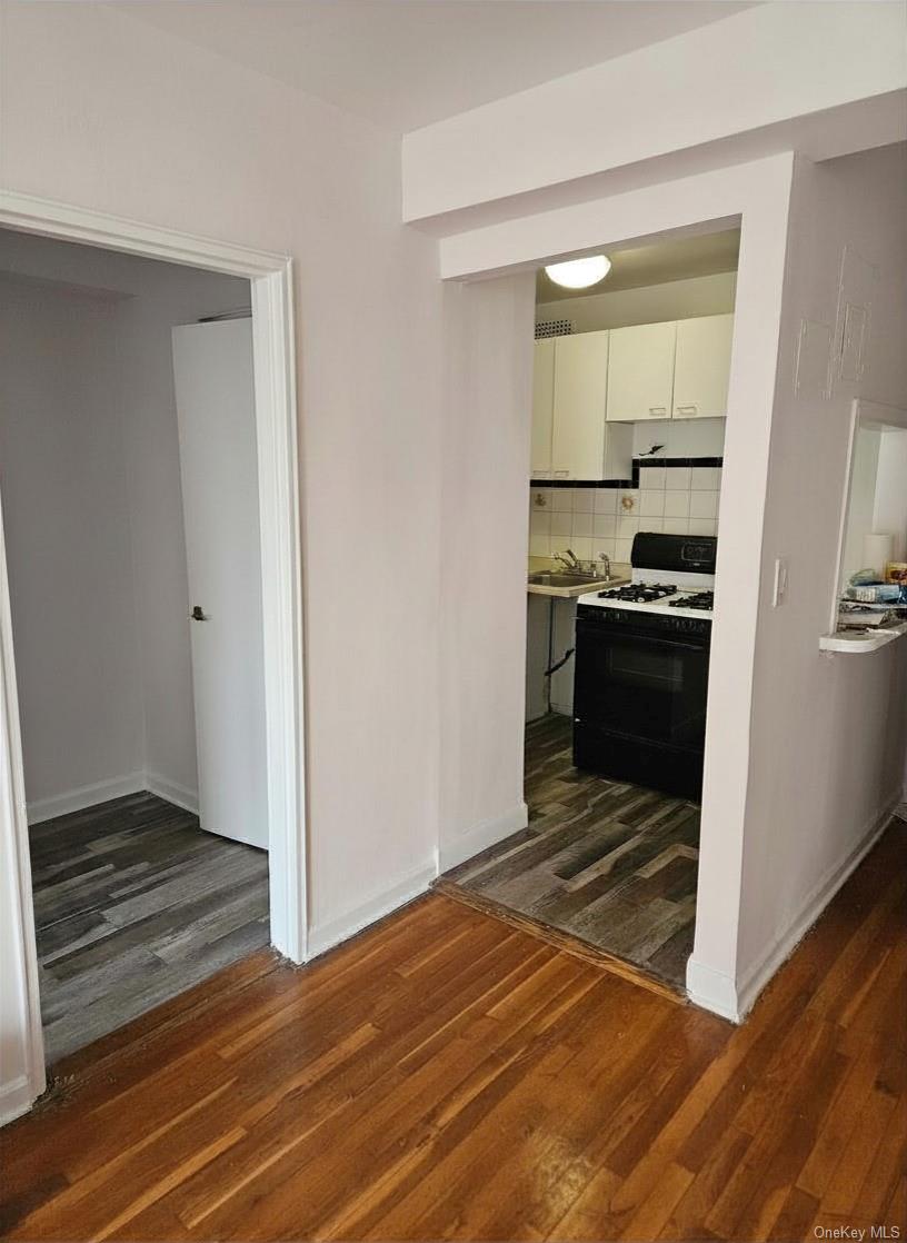 2107 Wallace Avenue, Unit 4D photo 8