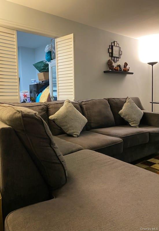 8900 170th Street, Unit 8M photo 8