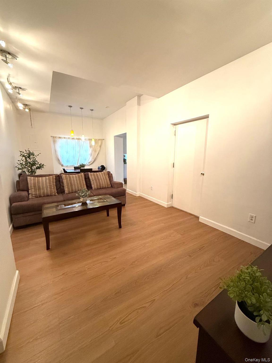 87-30 62 Avenue, Unit 101. photo 6