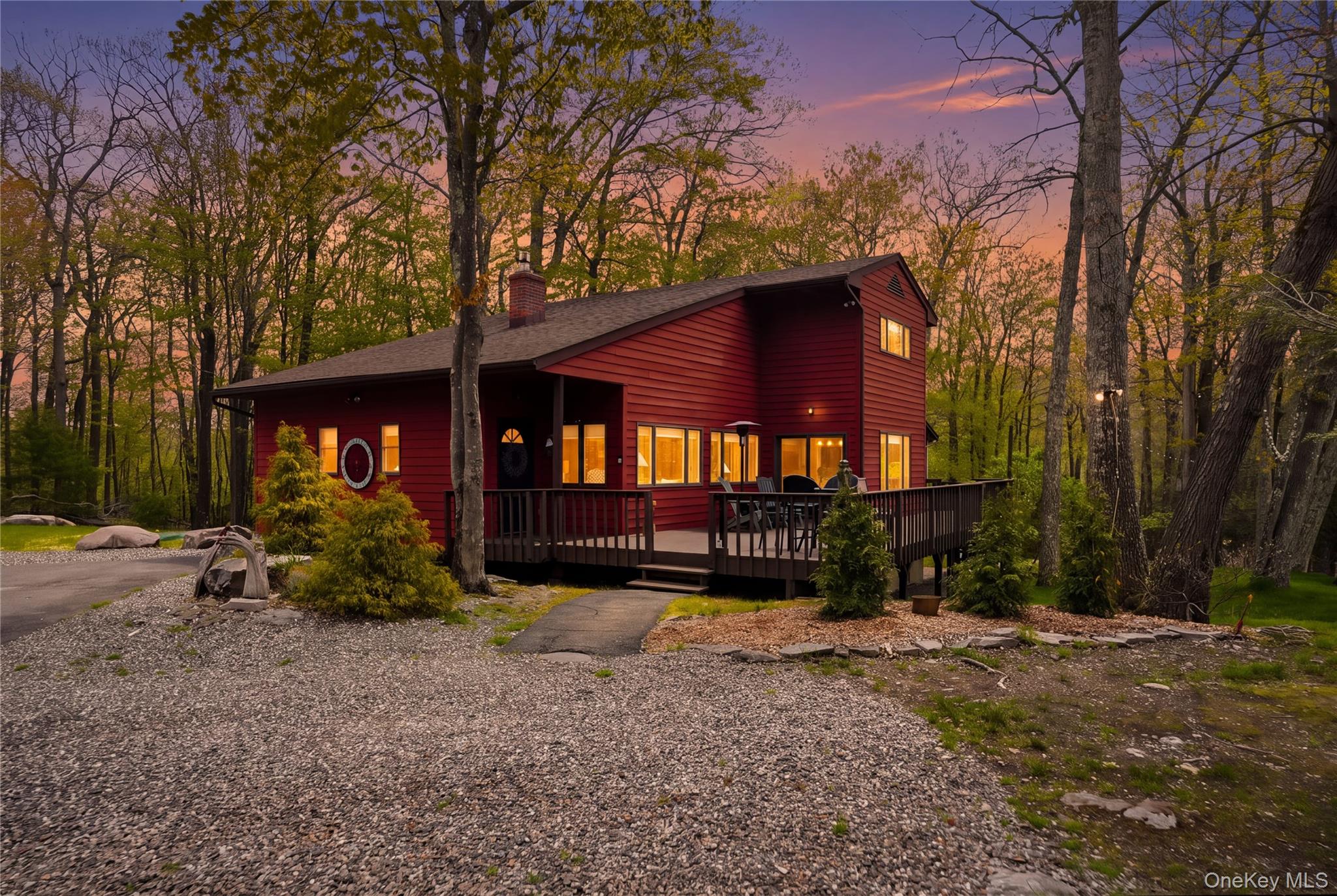 8 Division Road – For Sale