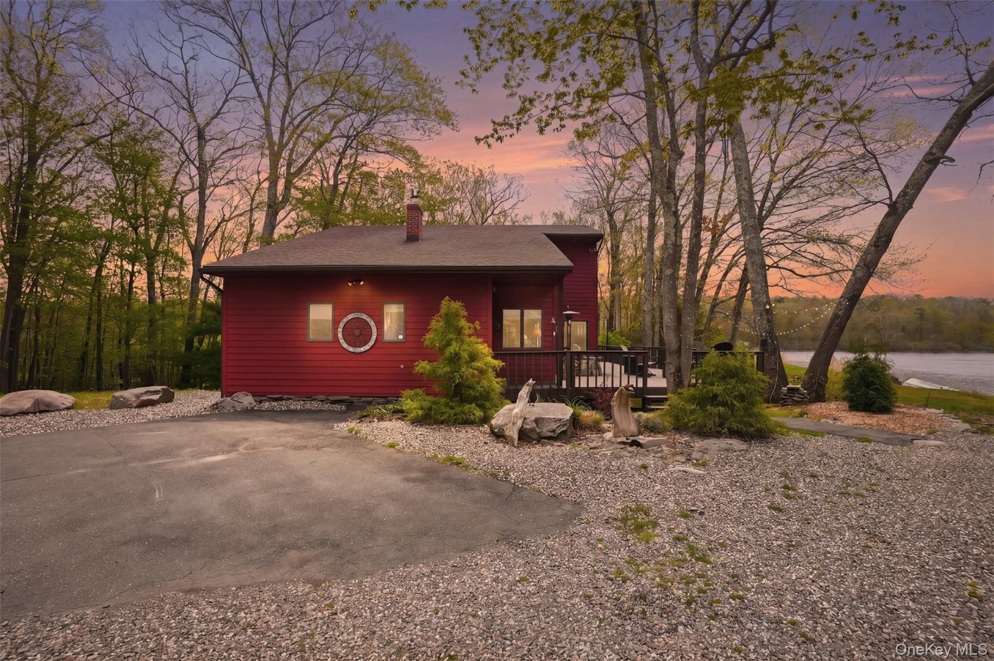 8 Division Road – For Sale photo 14