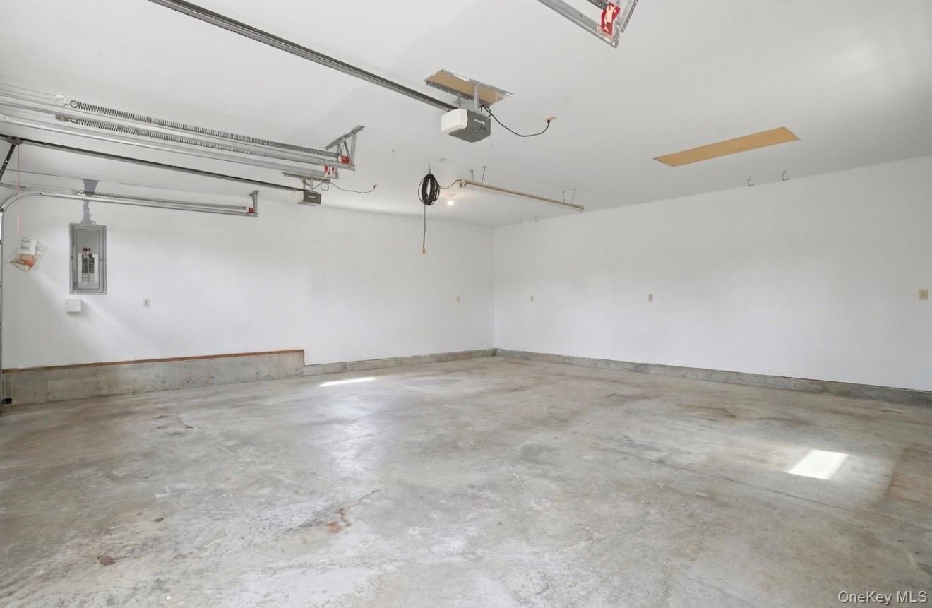8 Division Road – For Sale photo 48