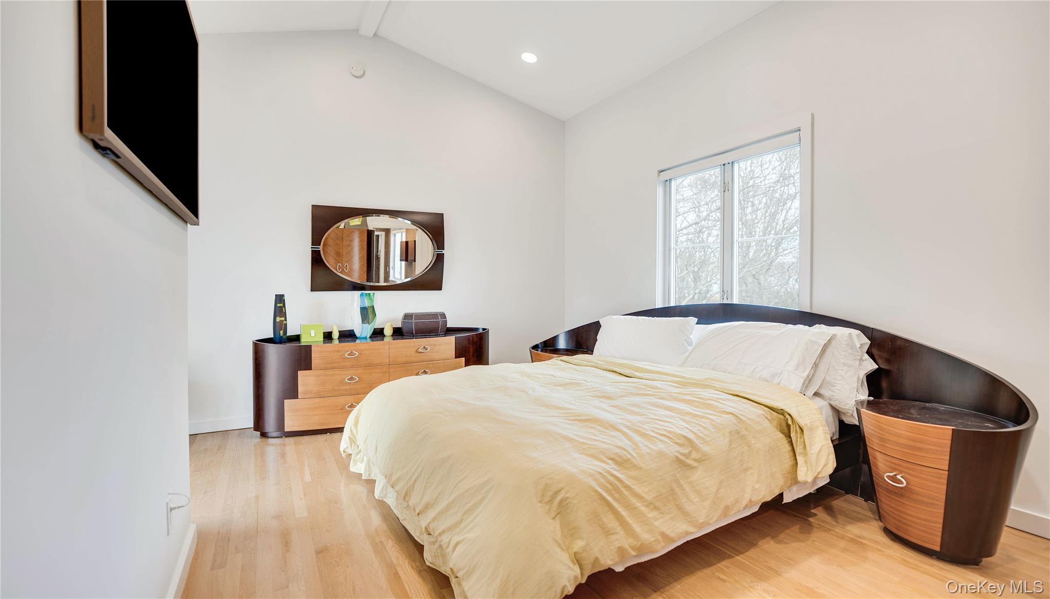 1 Carver Street – For Sale photo 15