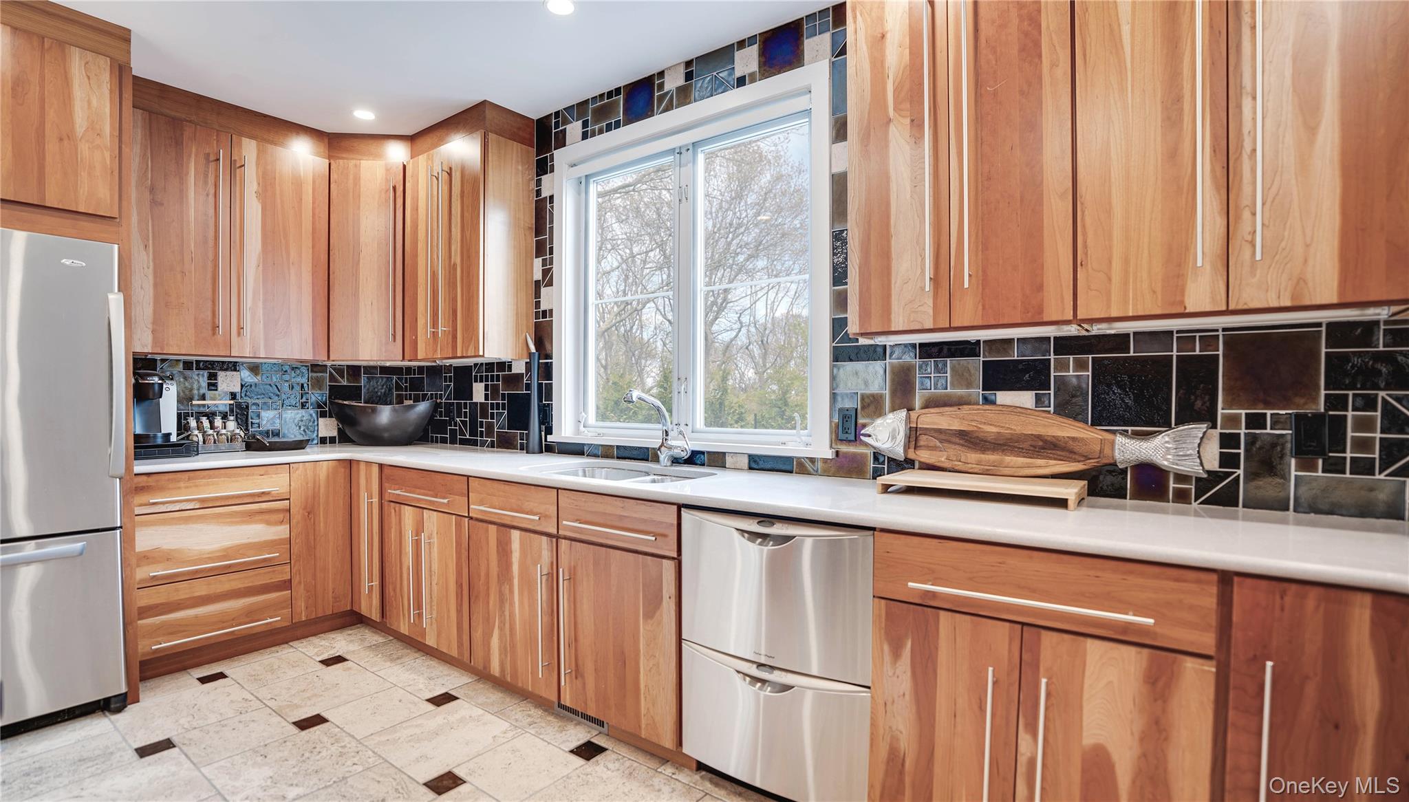 1 Carver Street – For Sale photo 11