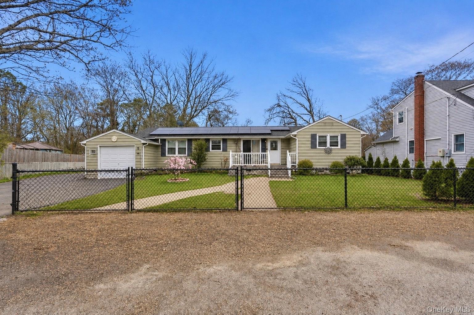 162 Parkwood Drive – For Sale