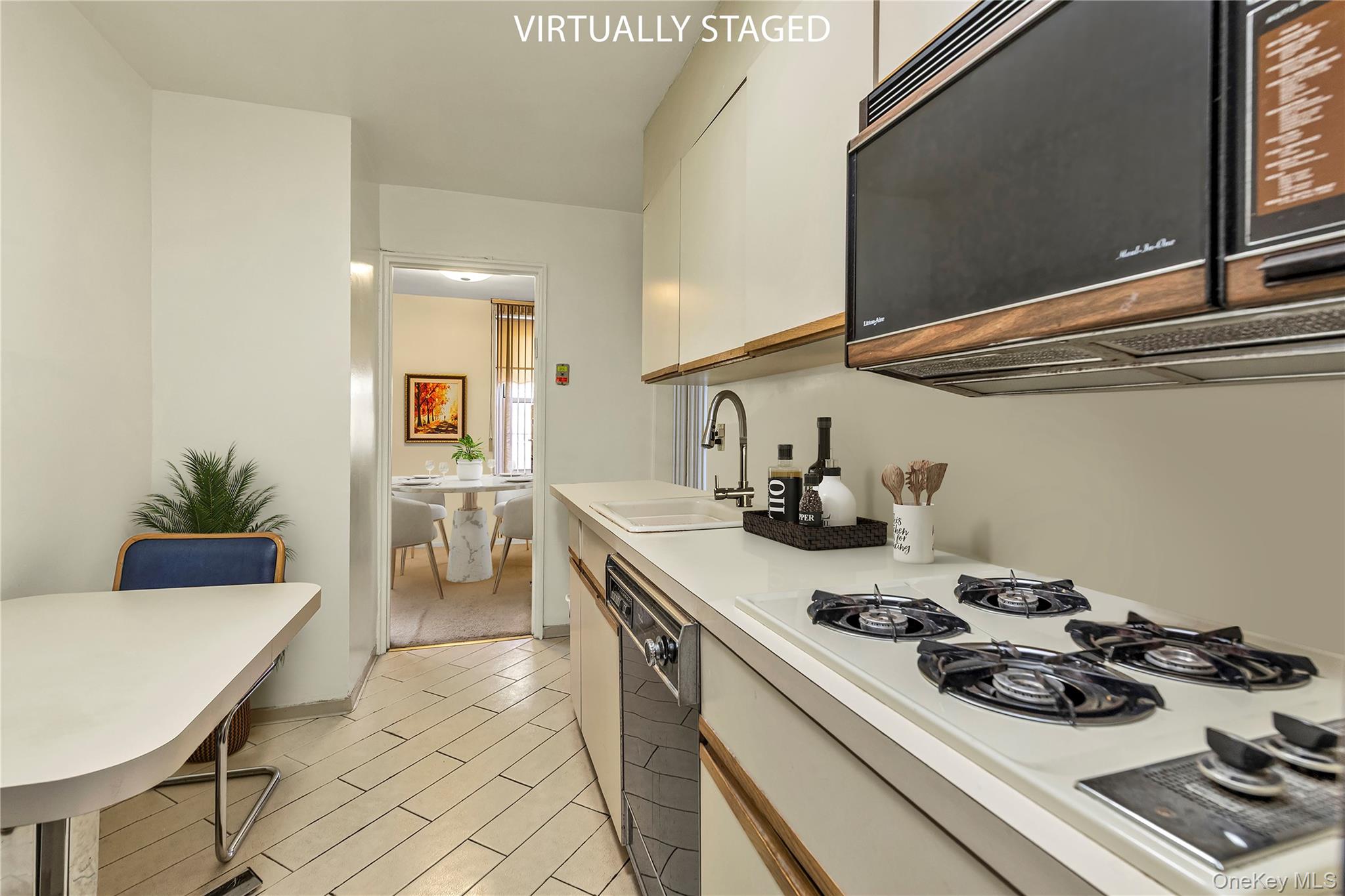 209-80 18th Avenue, Unit 2G photo 10