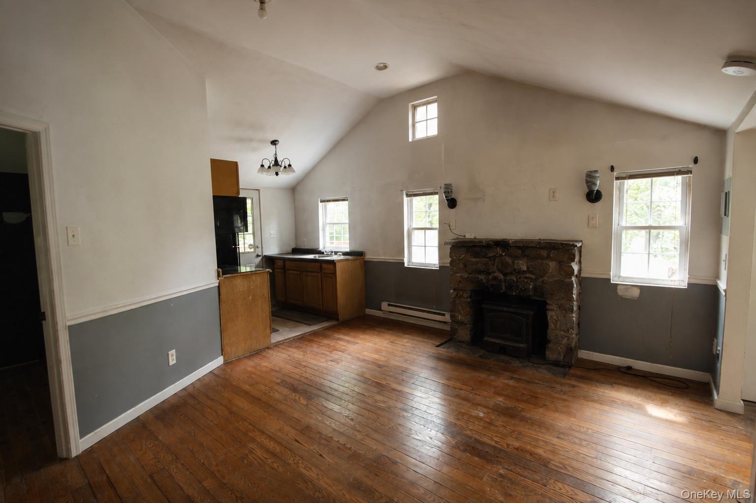 10 Lookout Trail – For Sale photo 5