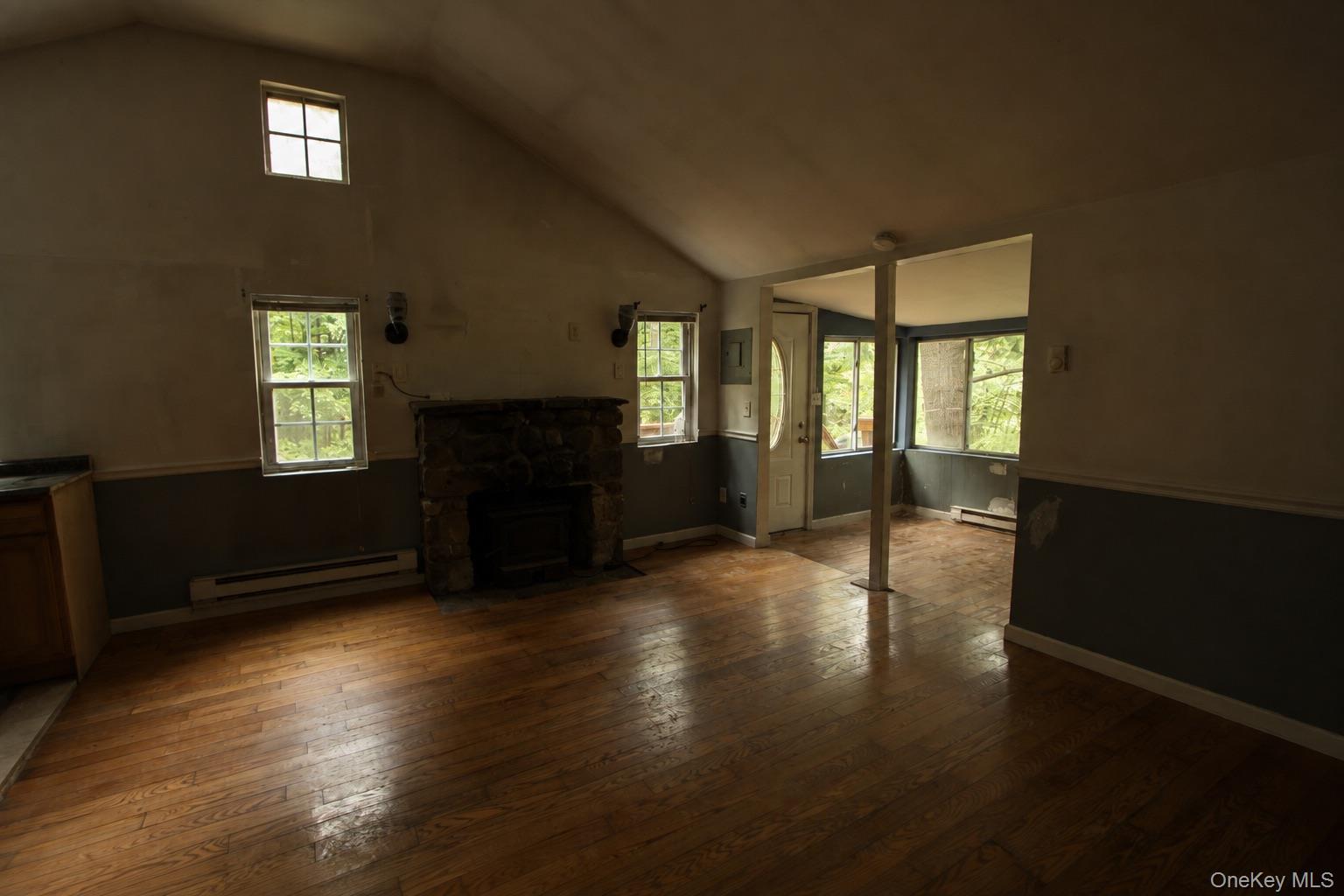 10 Lookout Trail – For Sale photo 6