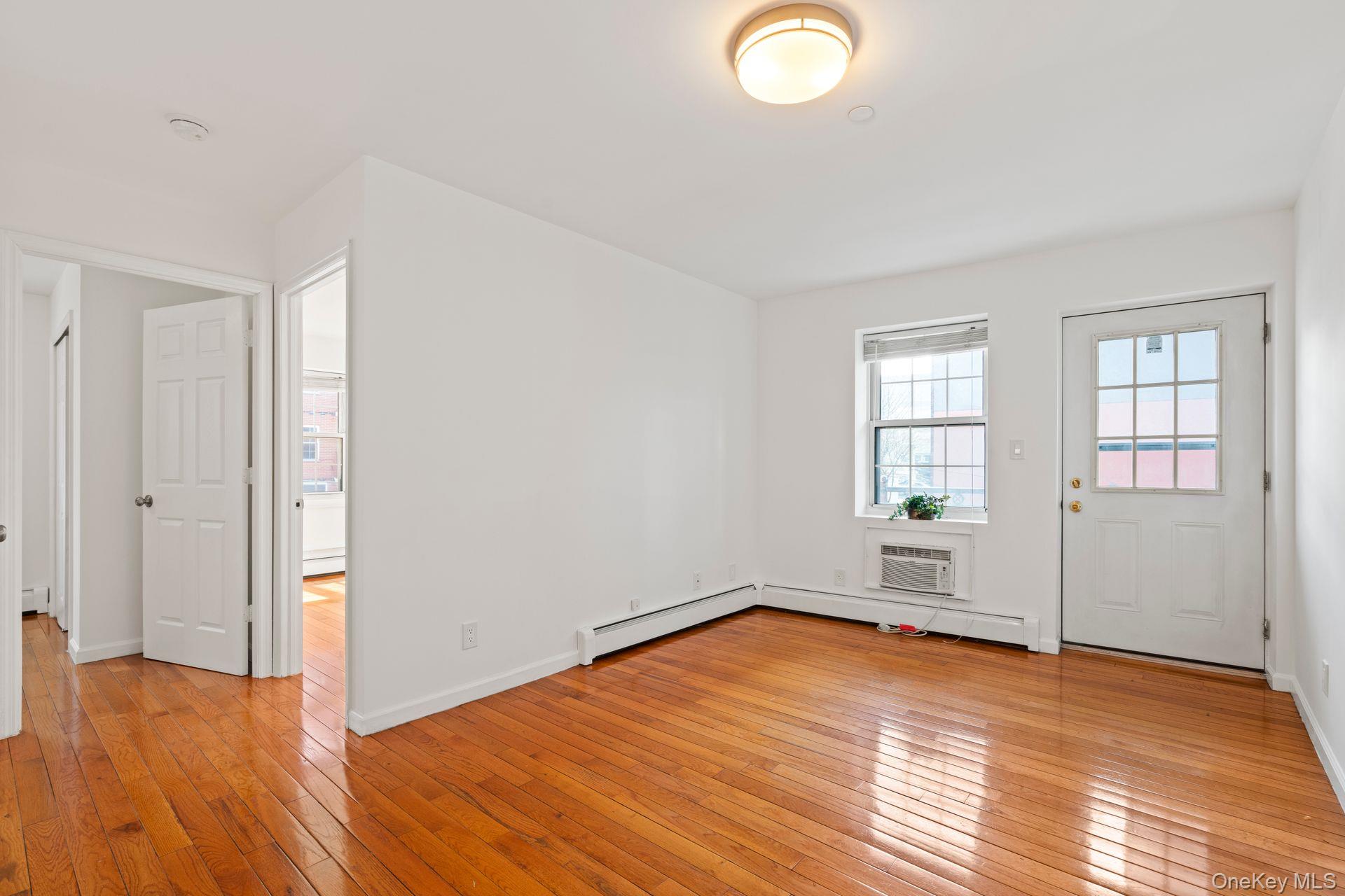 3506 Leavitt Street, Unit 3I photo 4