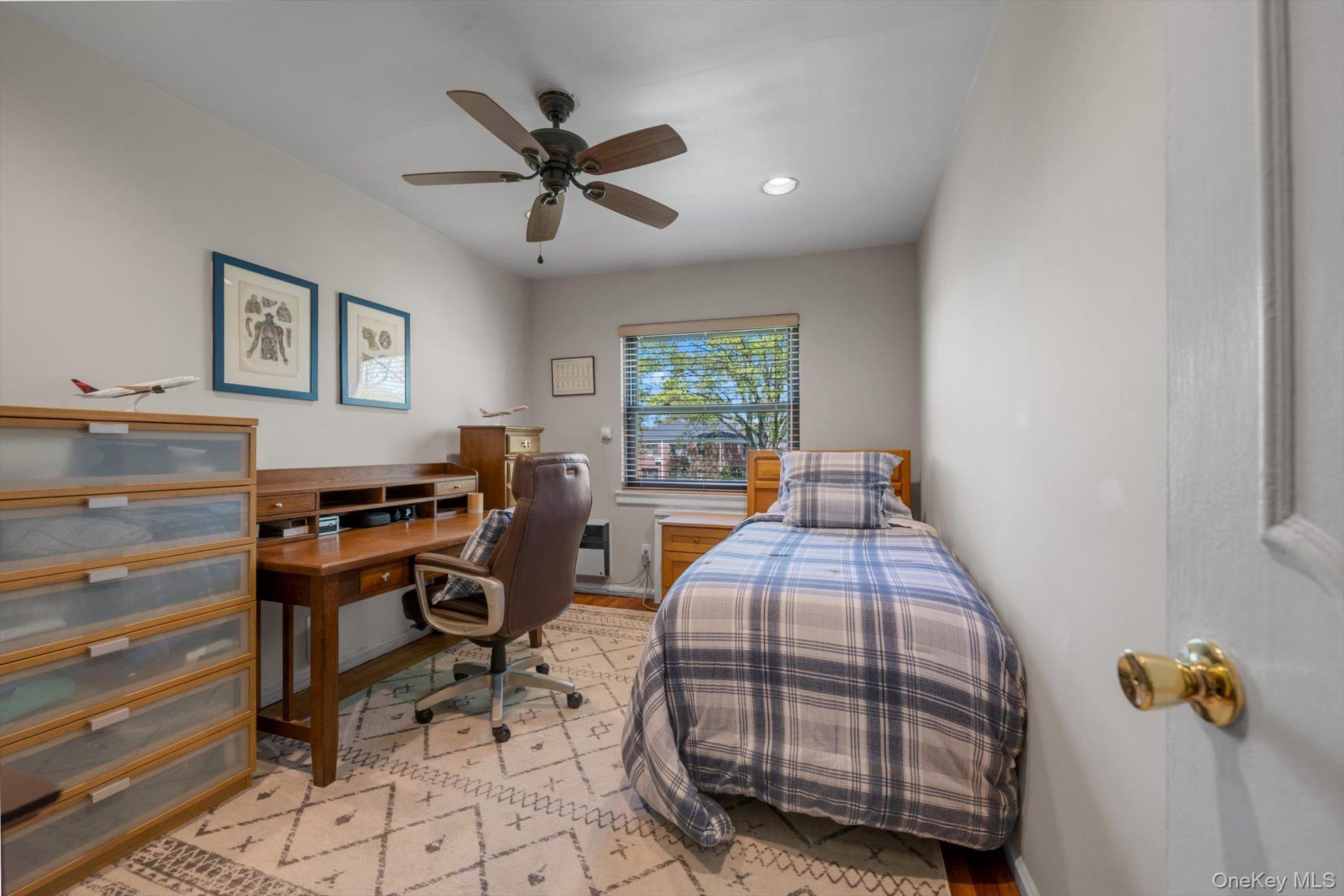 1195 E broadway, Unit L23 photo 10