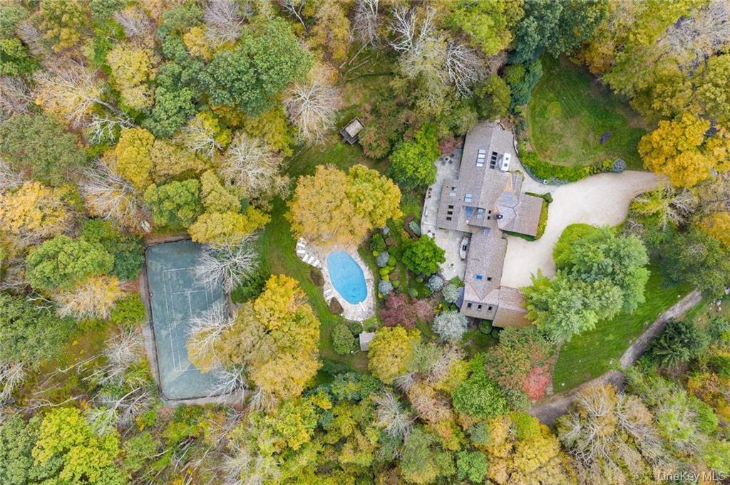 217 Trinity Pass – For Sale photo 3