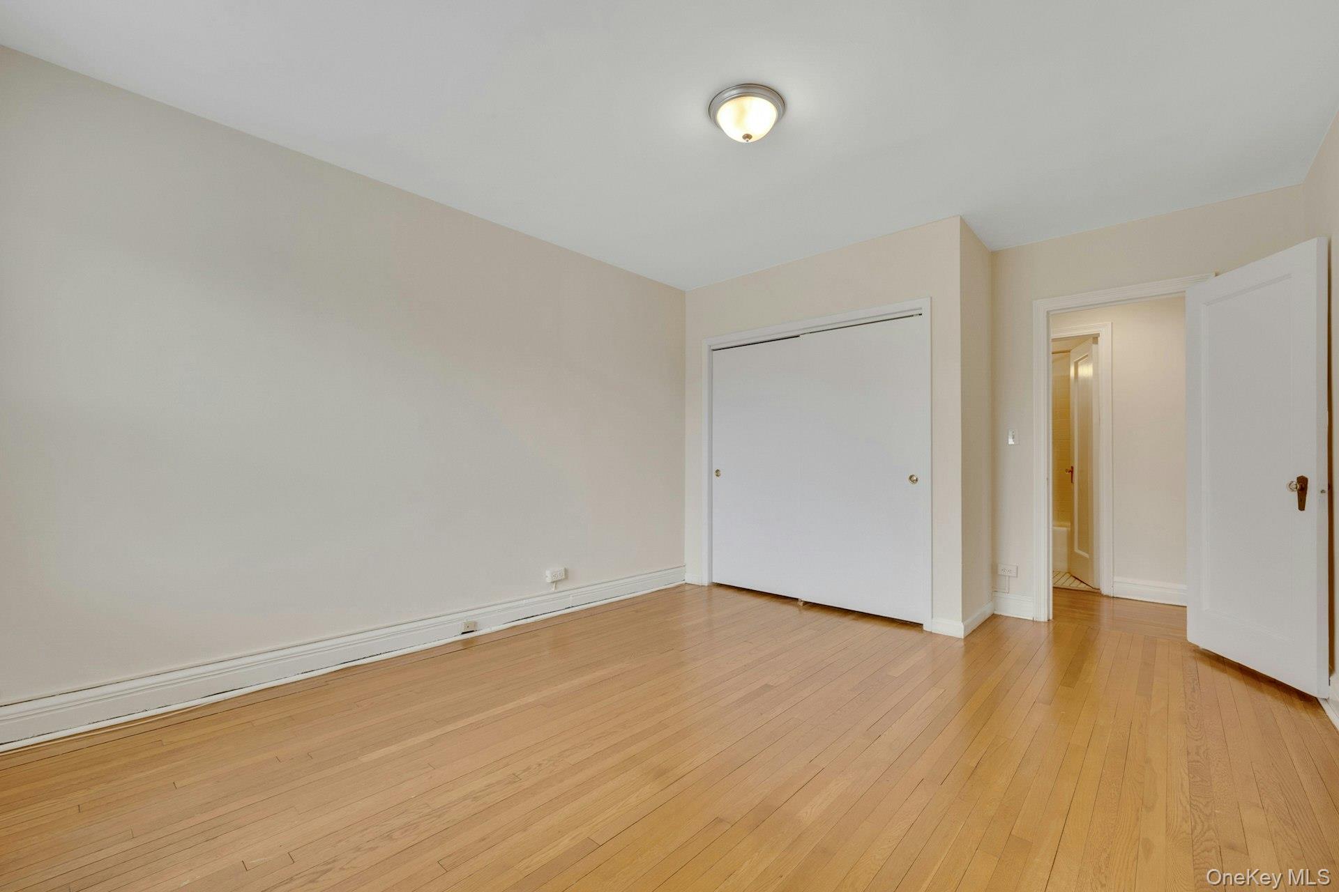 280 Bronxville Road, Unit 5X photo 18
