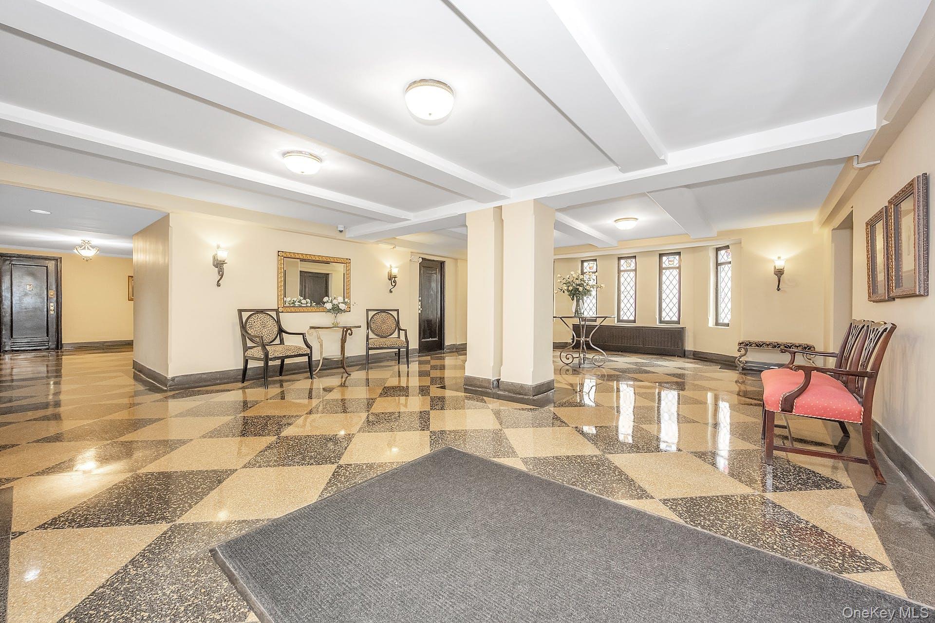 280 Bronxville Road, Unit 5X photo 3