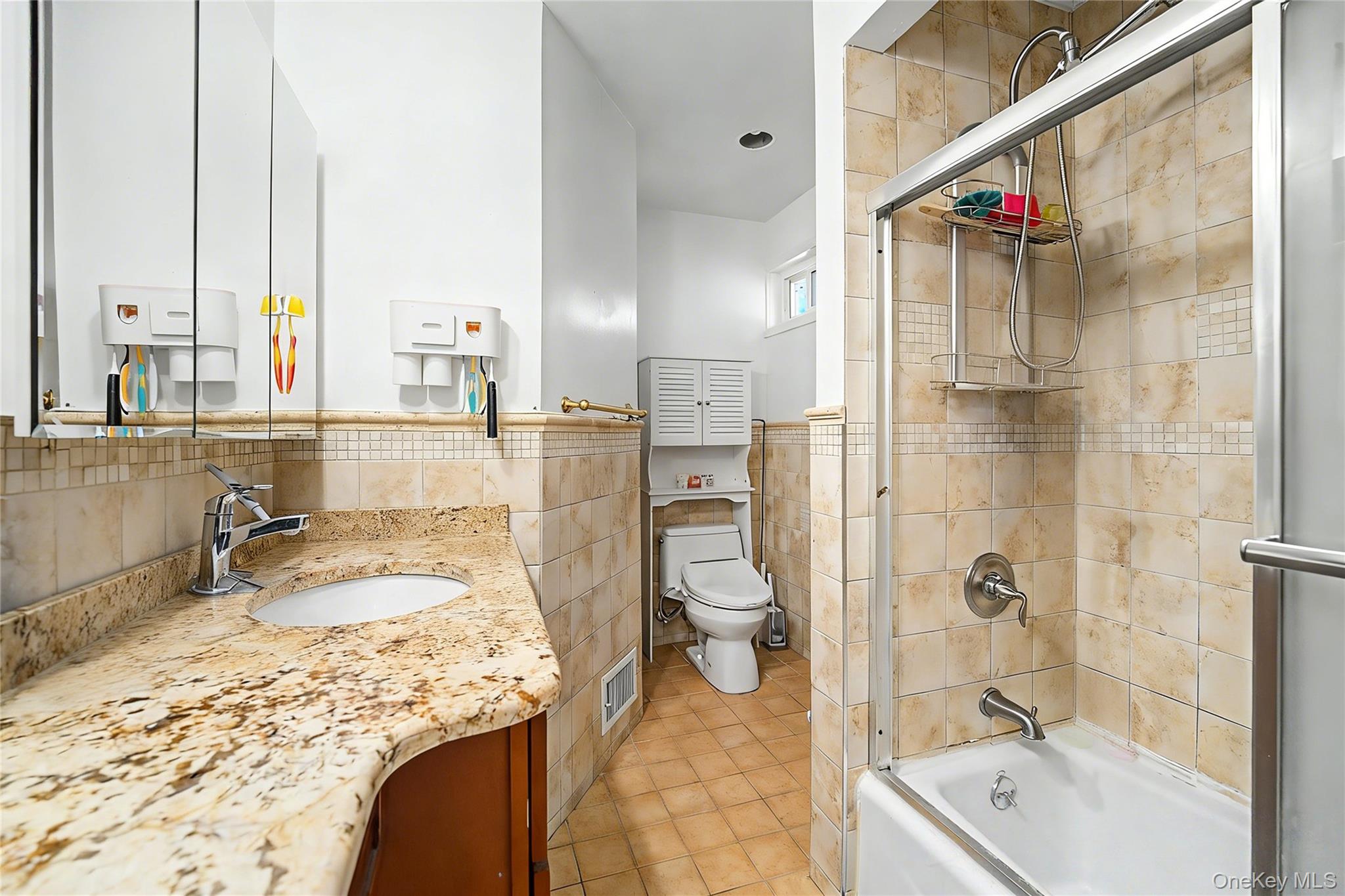 105 Serpentine Lane – For Sale photo 19