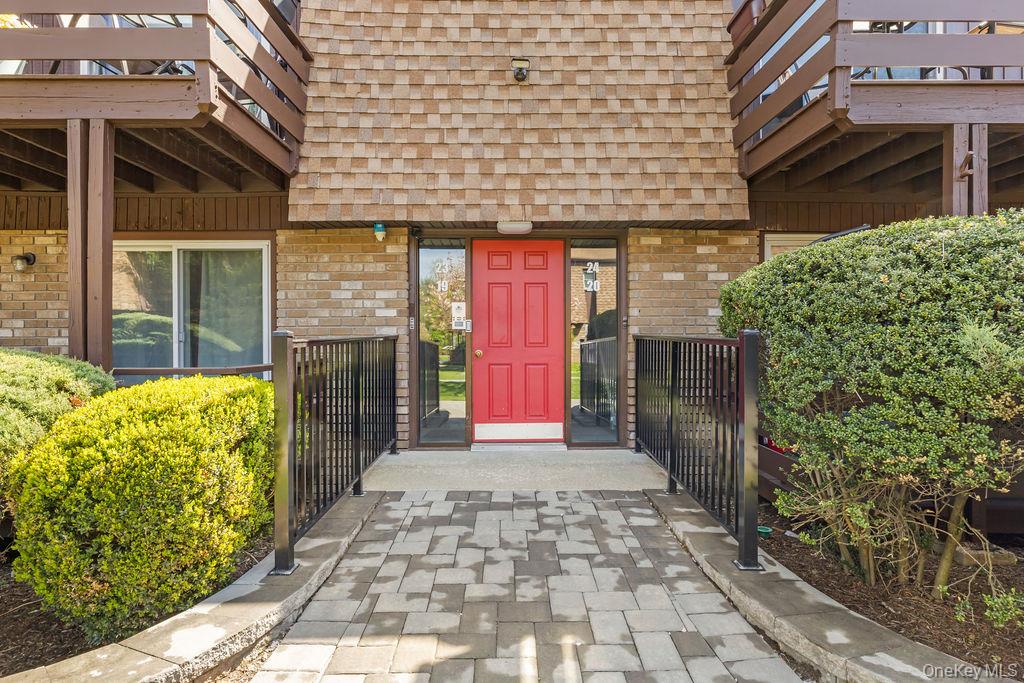 19 New Holland Village – For Sale photo 24