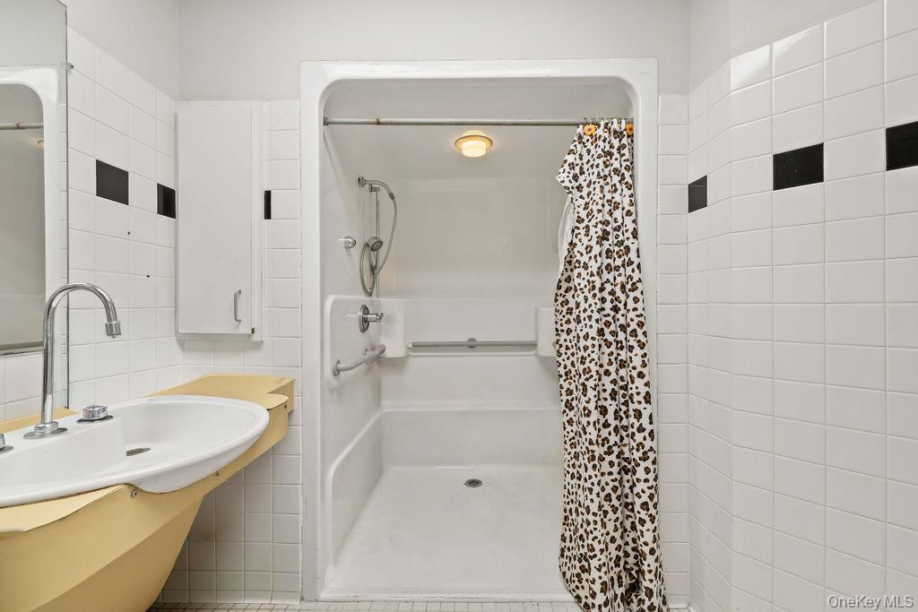 19 New Holland Village – For Sale photo 4
