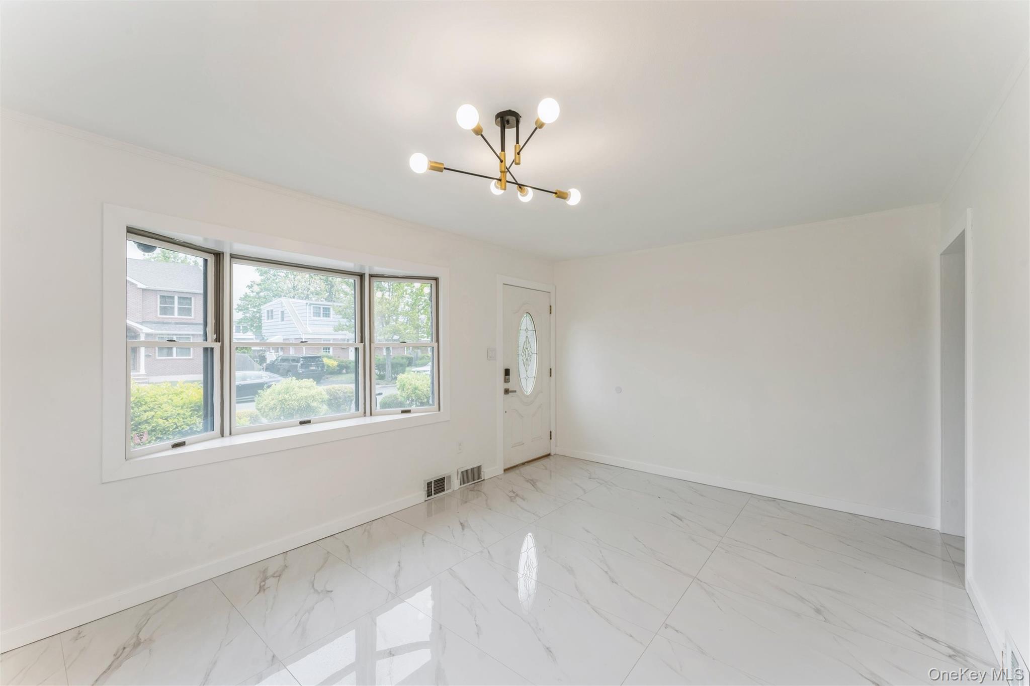 5 Edward Avenue – For Sale photo 7