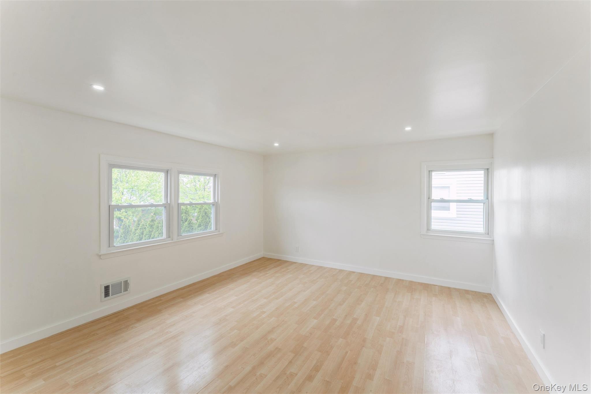 5 Edward Avenue – For Sale photo 21
