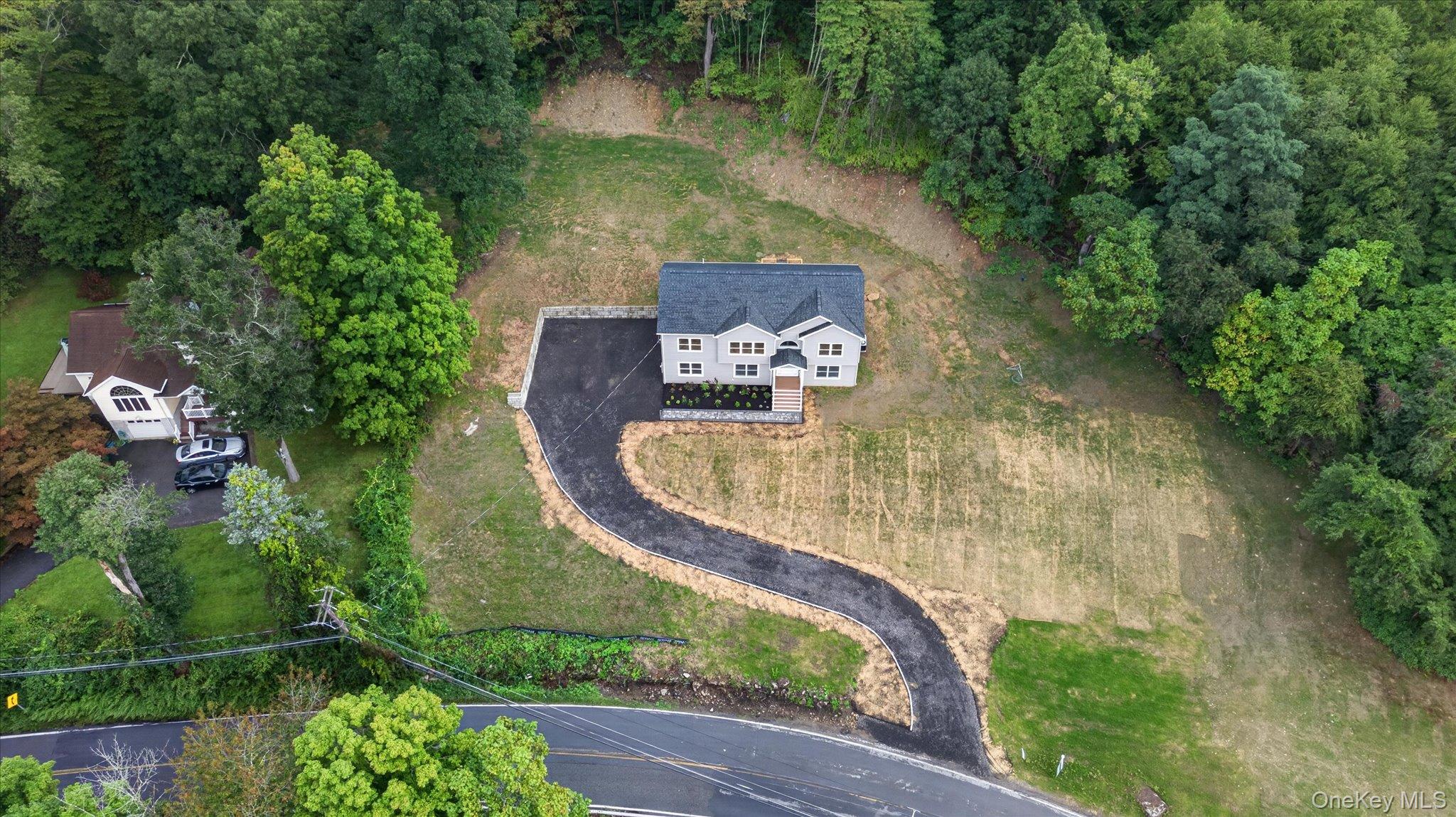 592 Ludingtonville Road – For Sale photo 31